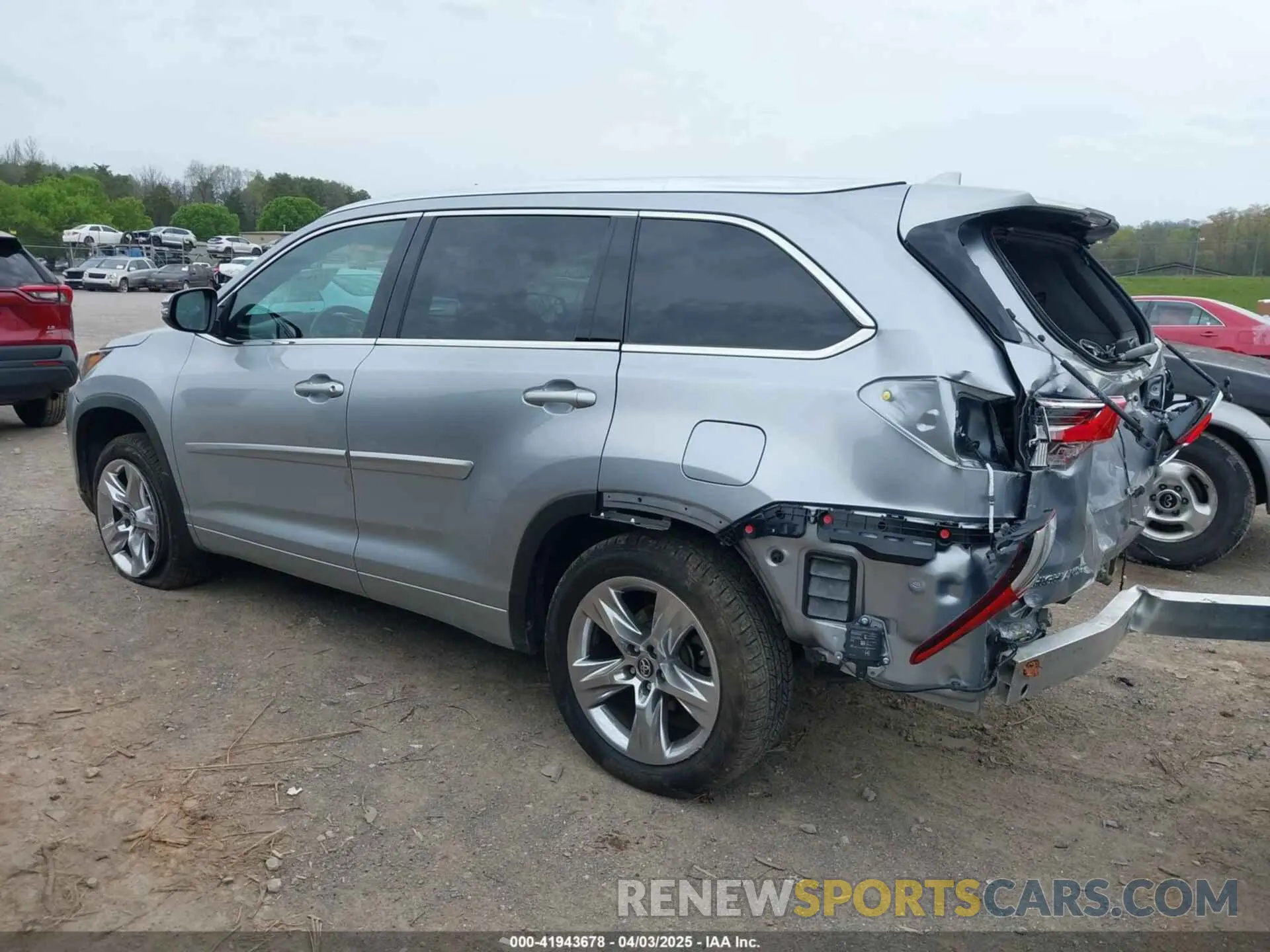 3 Фотография поврежденного автомобиля 5TDYZRFH4KS294657 TOYOTA HIGHLANDER 2019