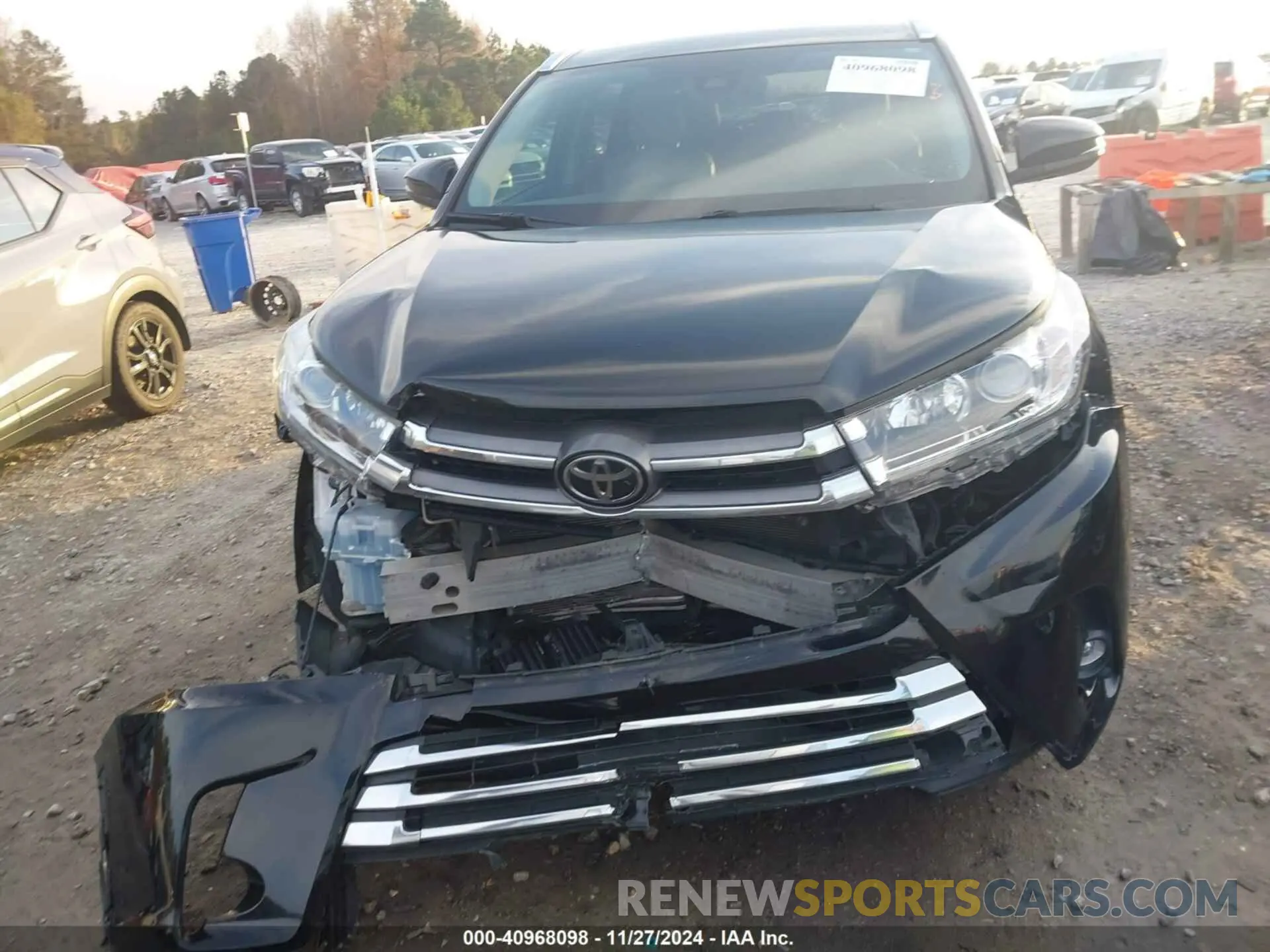 12 Photograph of a damaged car 5TDYZRFH5KS298250 TOYOTA HIGHLANDER 2019