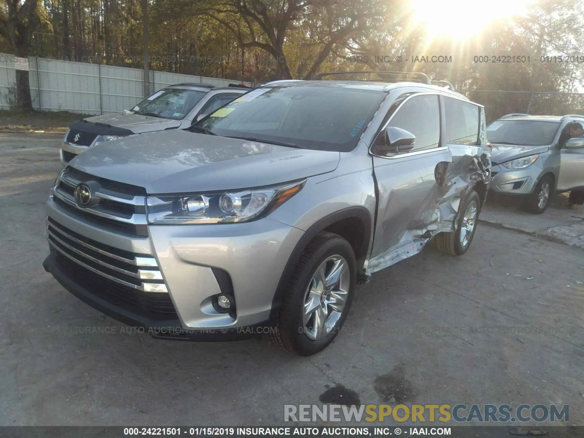 2 Photograph of a damaged car 5TDYZRFH6KS297320 TOYOTA HIGHLANDER 2019