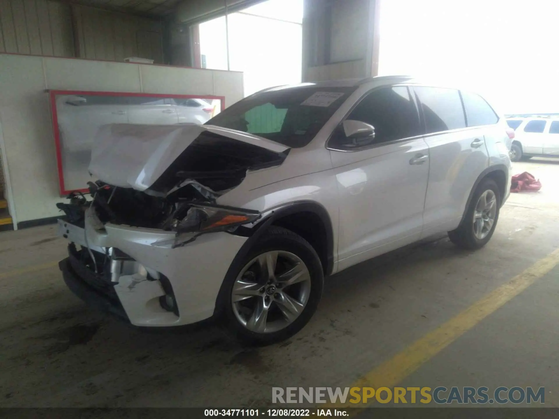 2 Photograph of a damaged car 5TDYZRFH7KS316893 TOYOTA HIGHLANDER 2019