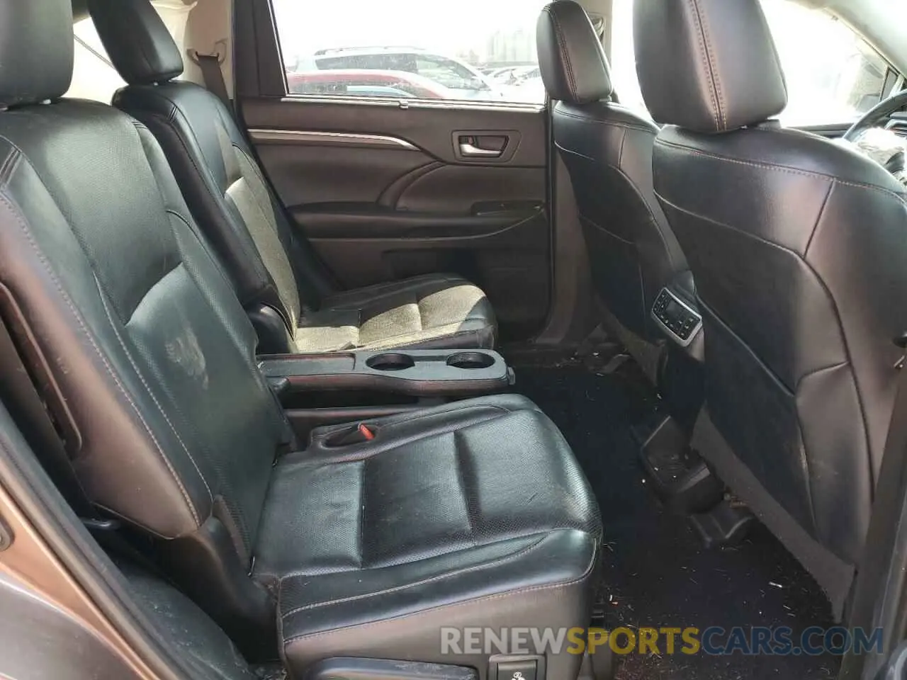 11 Фотография поврежденного автомобиля 5TDYZRFH7KS327358 TOYOTA HIGHLANDER 2019