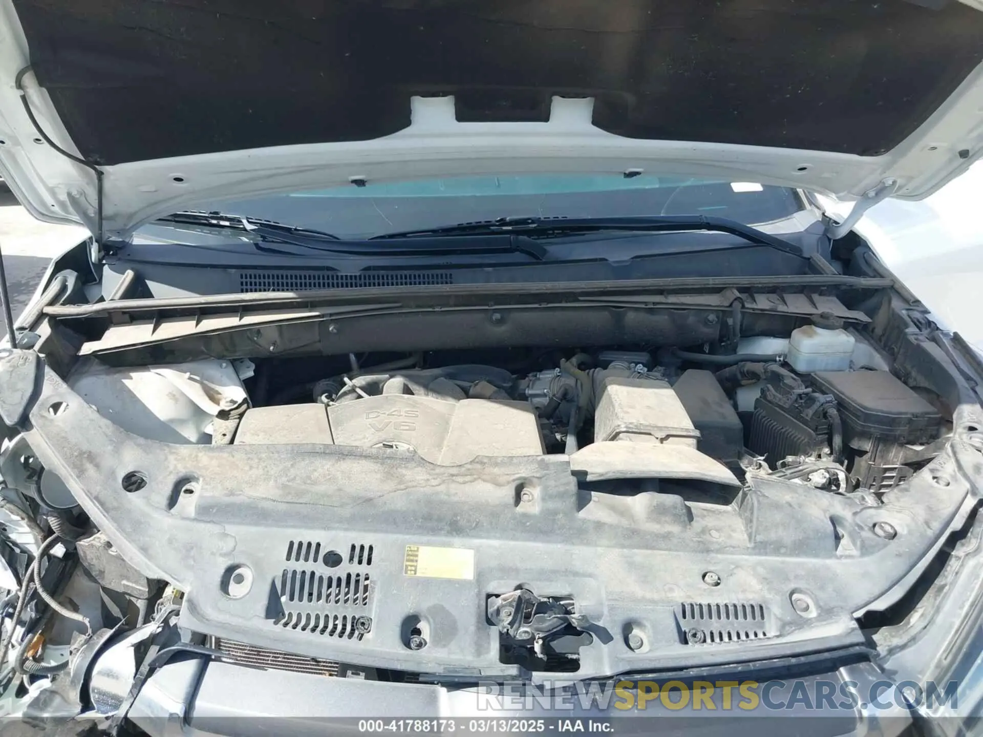 10 Photograph of a damaged car 5TDYZRFHXKS339553 TOYOTA HIGHLANDER 2019