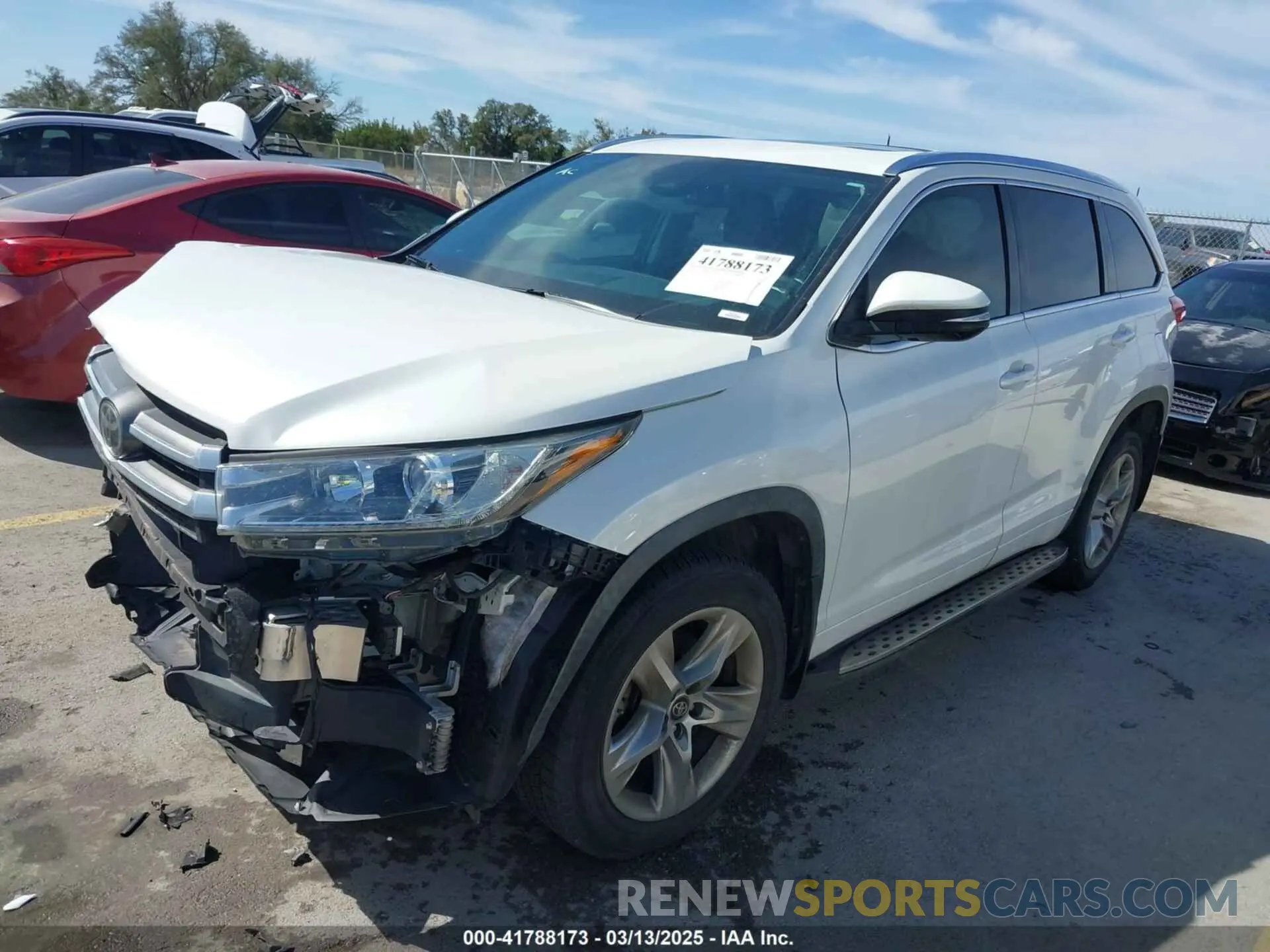 2 Photograph of a damaged car 5TDYZRFHXKS339553 TOYOTA HIGHLANDER 2019