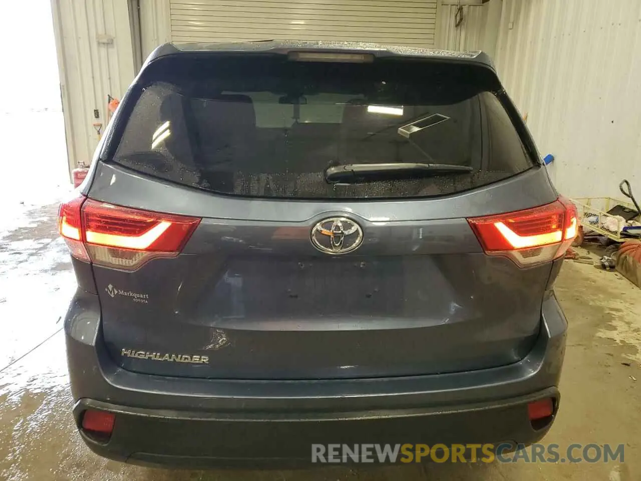 6 Photograph of a damaged car 5TDZARFH0KS050094 TOYOTA HIGHLANDER 2019