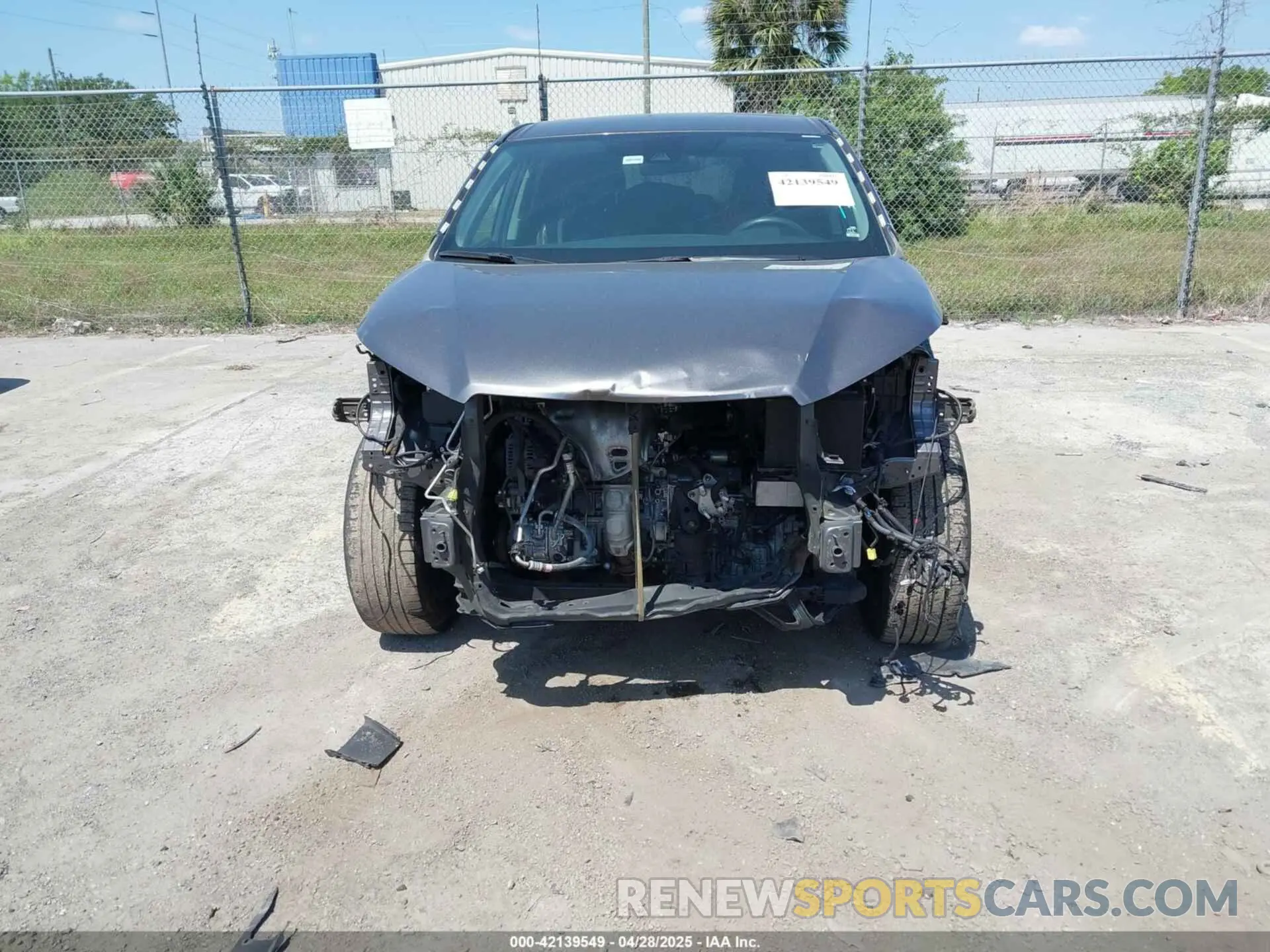 13 Фотография поврежденного автомобиля 5TDZARFH0KS056820 TOYOTA HIGHLANDER 2019