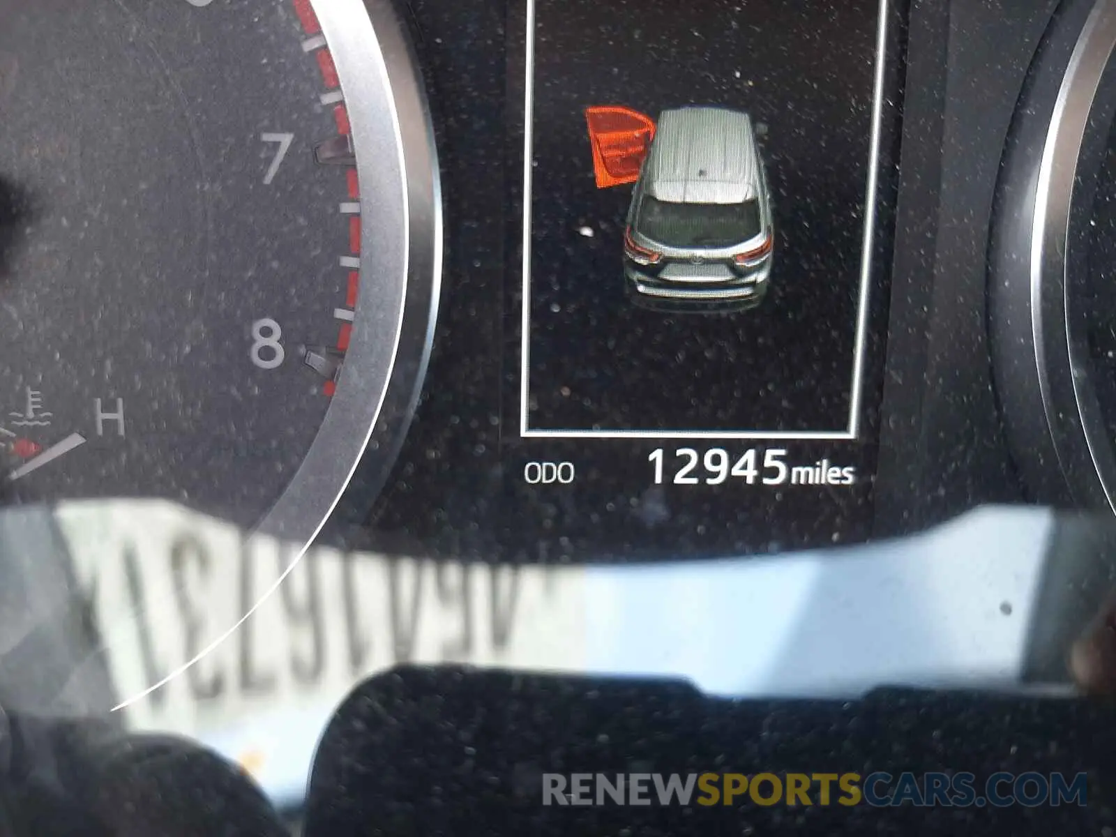 8 Photograph of a damaged car 5TDZARFH0KS057675 TOYOTA HIGHLANDER 2019