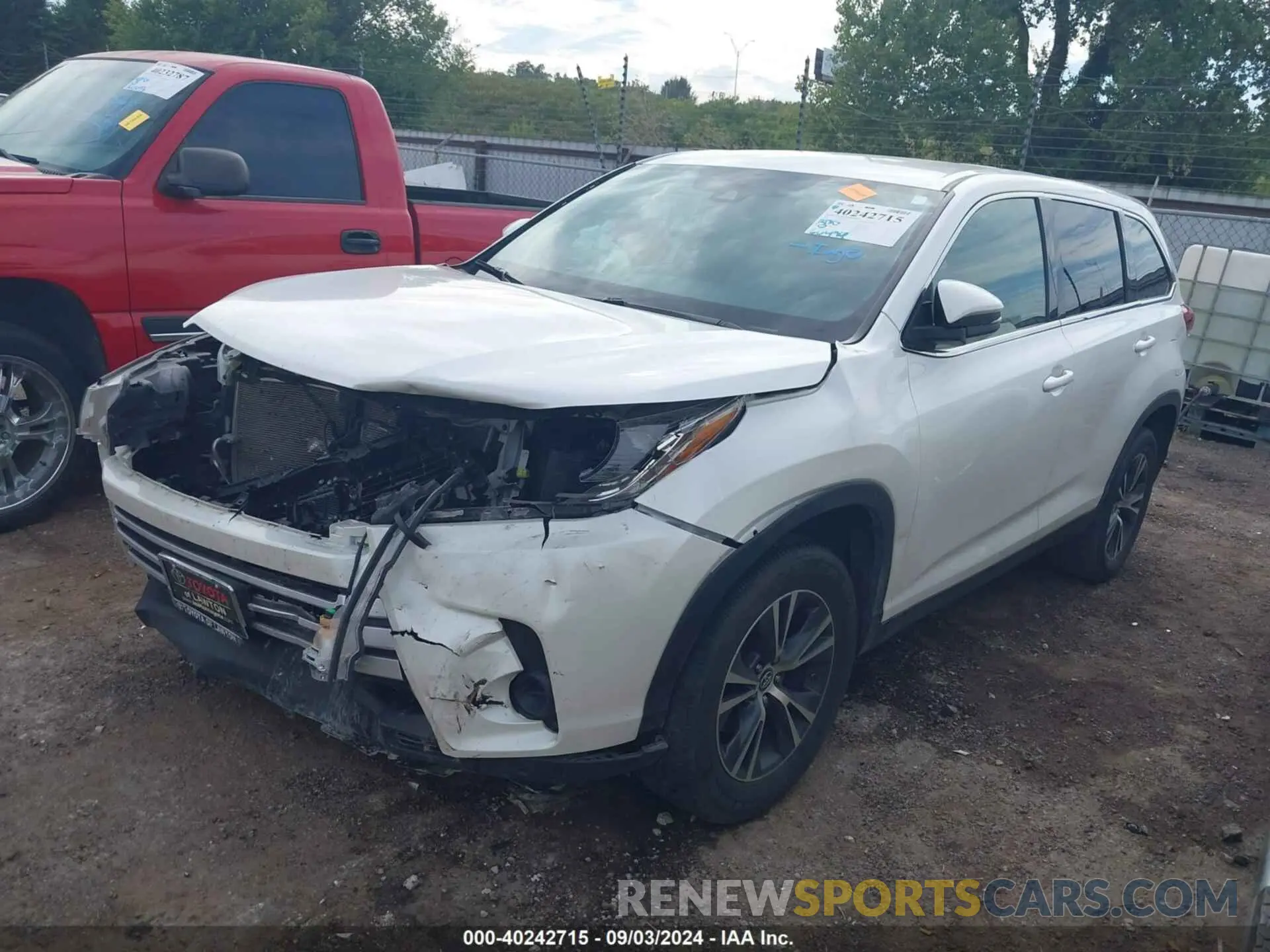 2 Фотография поврежденного автомобиля 5TDZARFH1KS051738 TOYOTA HIGHLANDER 2019