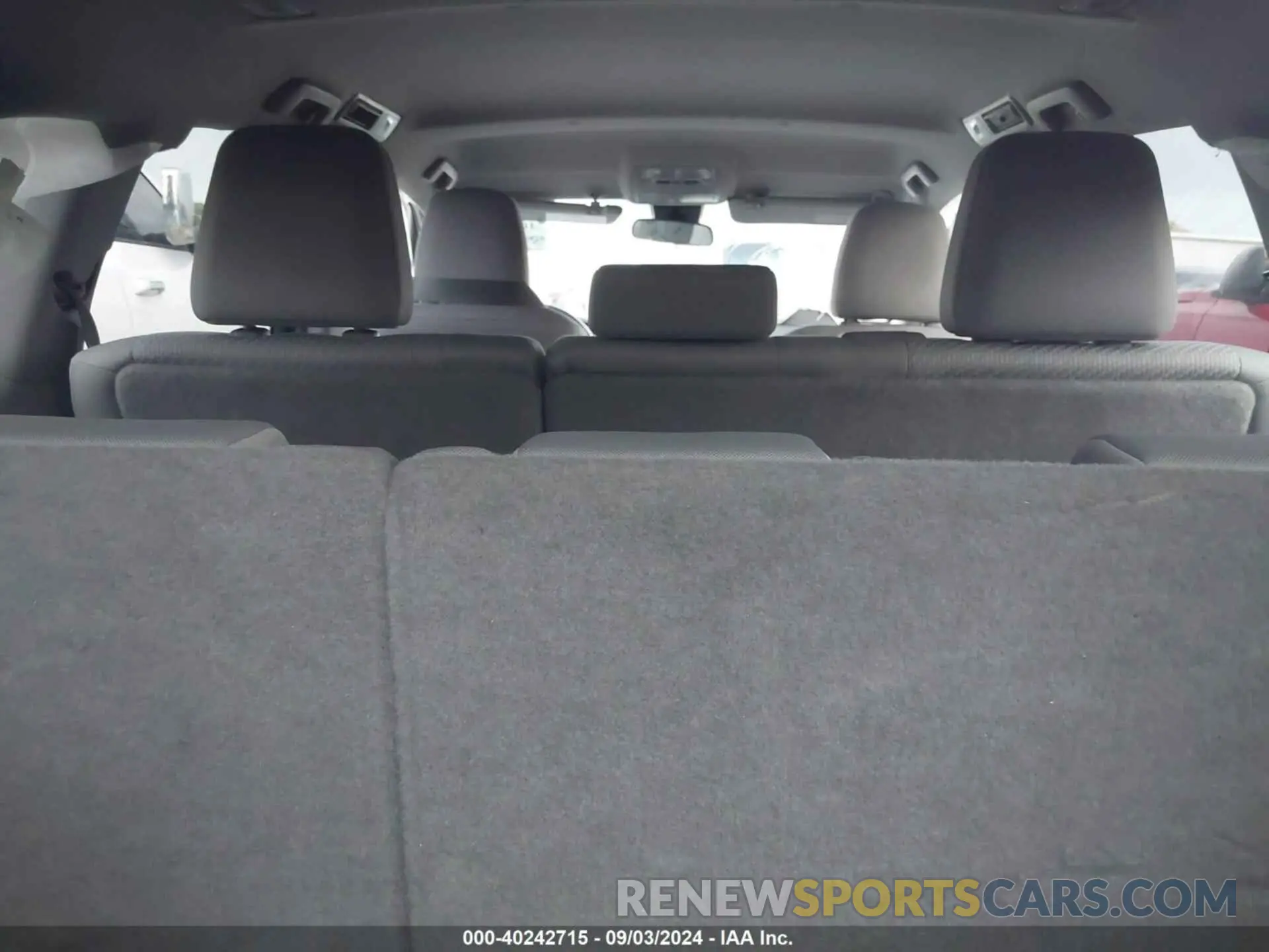 8 Фотография поврежденного автомобиля 5TDZARFH1KS051738 TOYOTA HIGHLANDER 2019