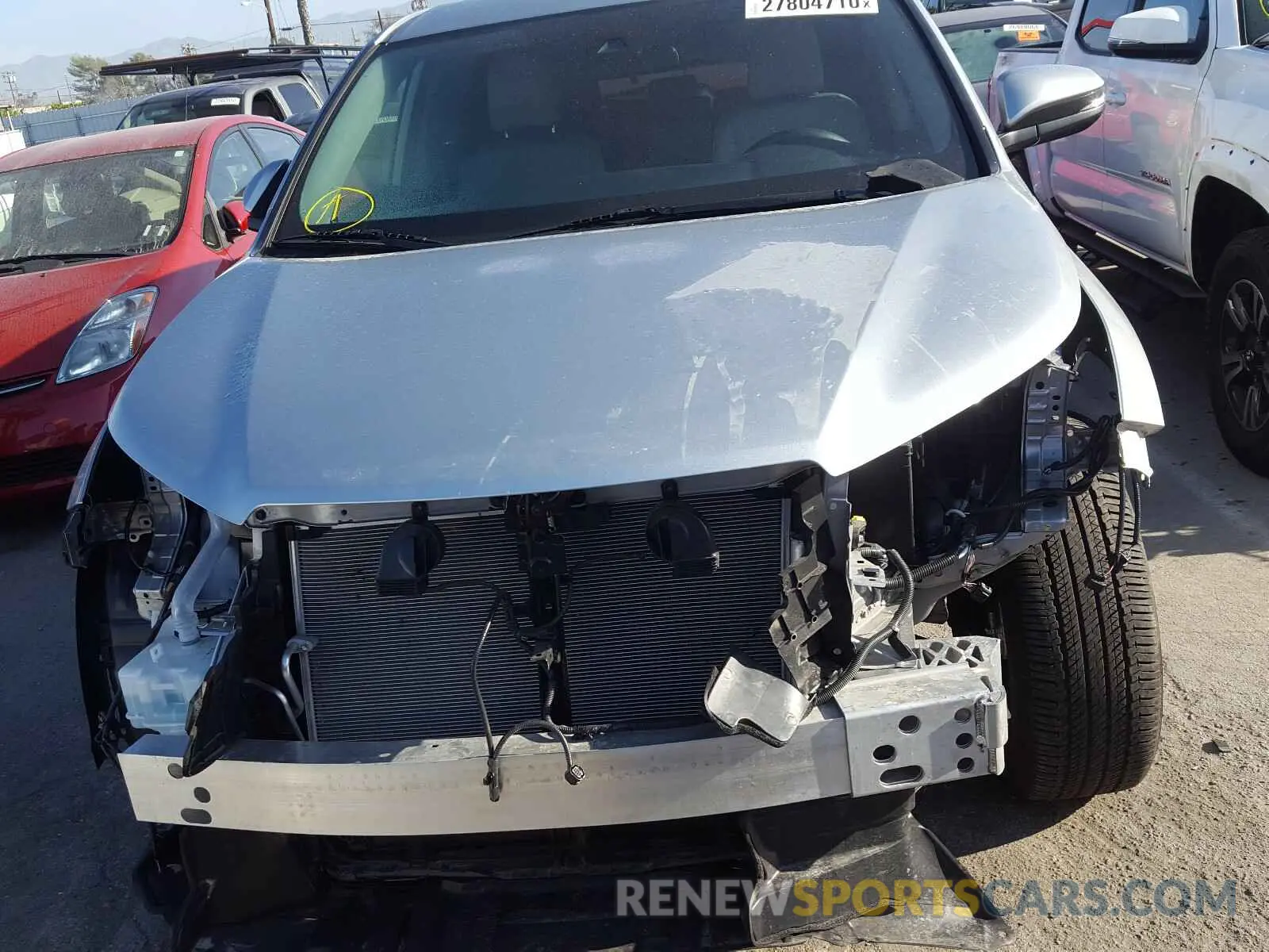9 Photograph of a damaged car 5TDZARFH1KS051934 TOYOTA HIGHLANDER 2019