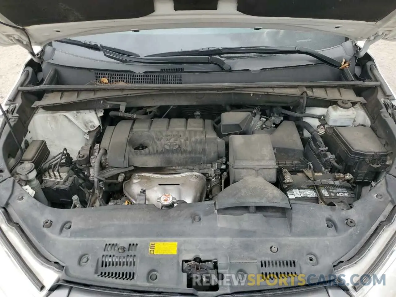 12 Photograph of a damaged car 5TDZARFH2KS052171 TOYOTA HIGHLANDER 2019