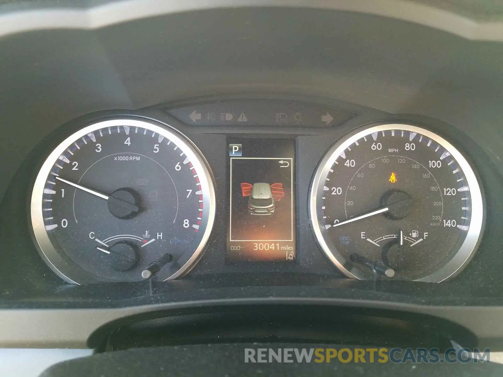 8 Photograph of a damaged car 5TDZARFH2KS053756 TOYOTA HIGHLANDER 2019