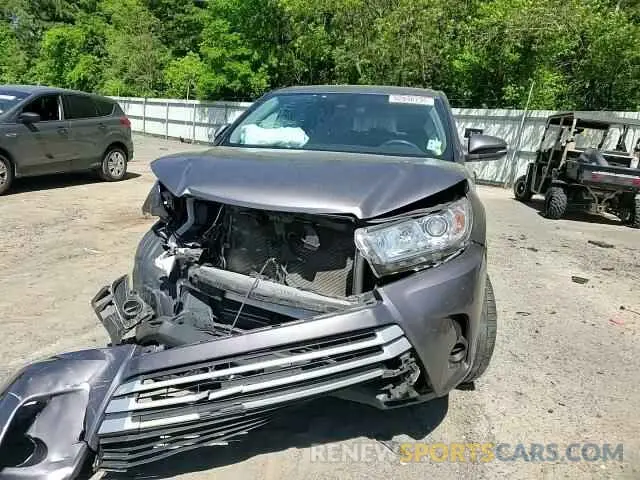 12 Photograph of a damaged car 5TDZARFH2KS054227 TOYOTA HIGHLANDER 2019