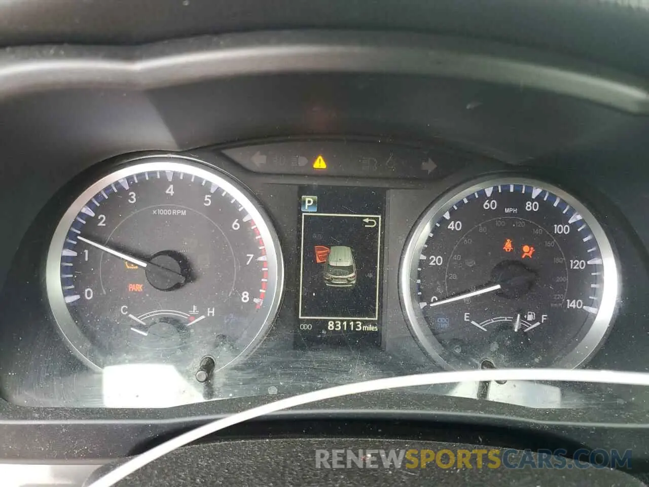 9 Photograph of a damaged car 5TDZARFH2KS054227 TOYOTA HIGHLANDER 2019