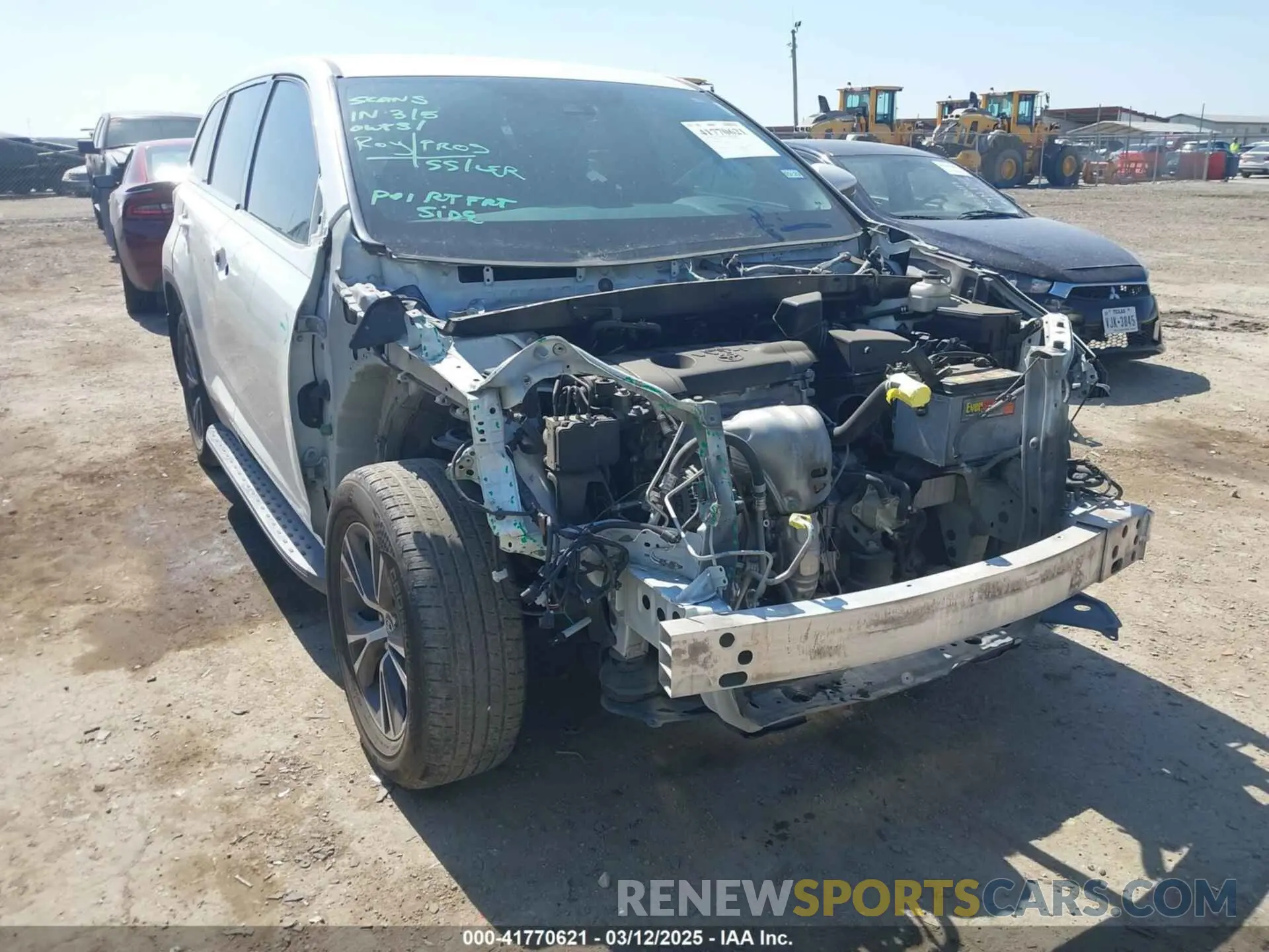 1 Фотография поврежденного автомобиля 5TDZARFH3KS047612 TOYOTA HIGHLANDER 2019