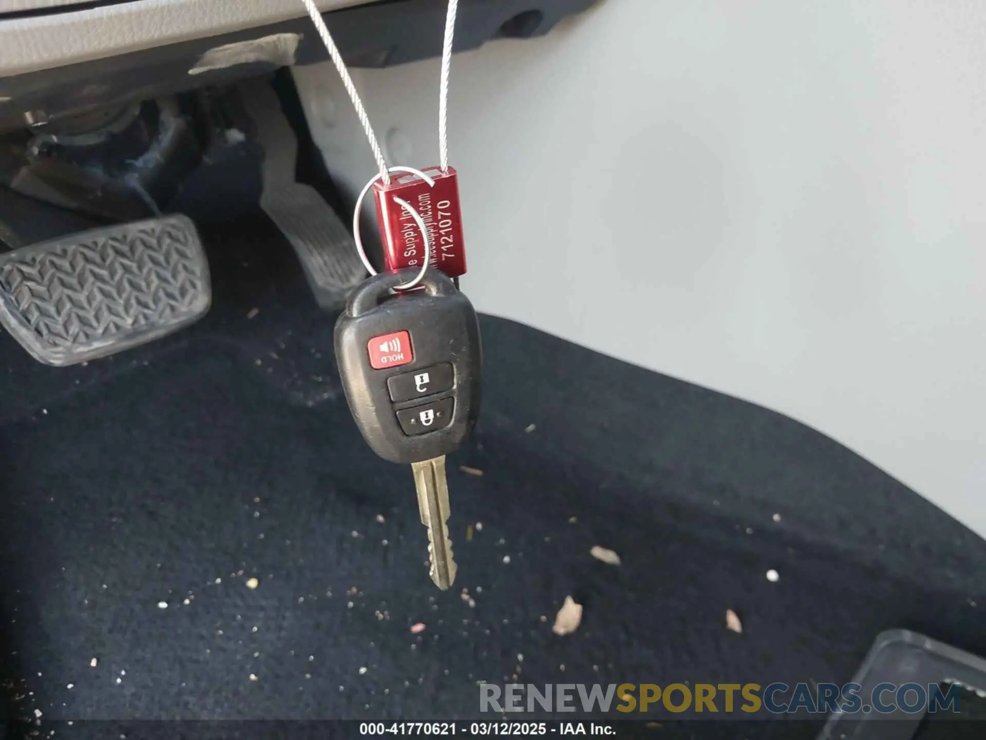 11 Фотография поврежденного автомобиля 5TDZARFH3KS047612 TOYOTA HIGHLANDER 2019