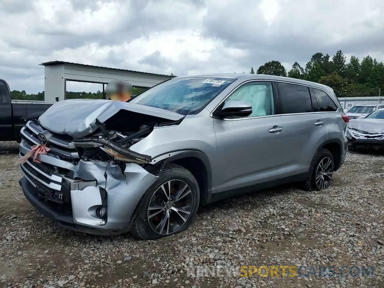 1 Фотография поврежденного автомобиля 5TDZARFH3KS055936 TOYOTA HIGHLANDER 2019