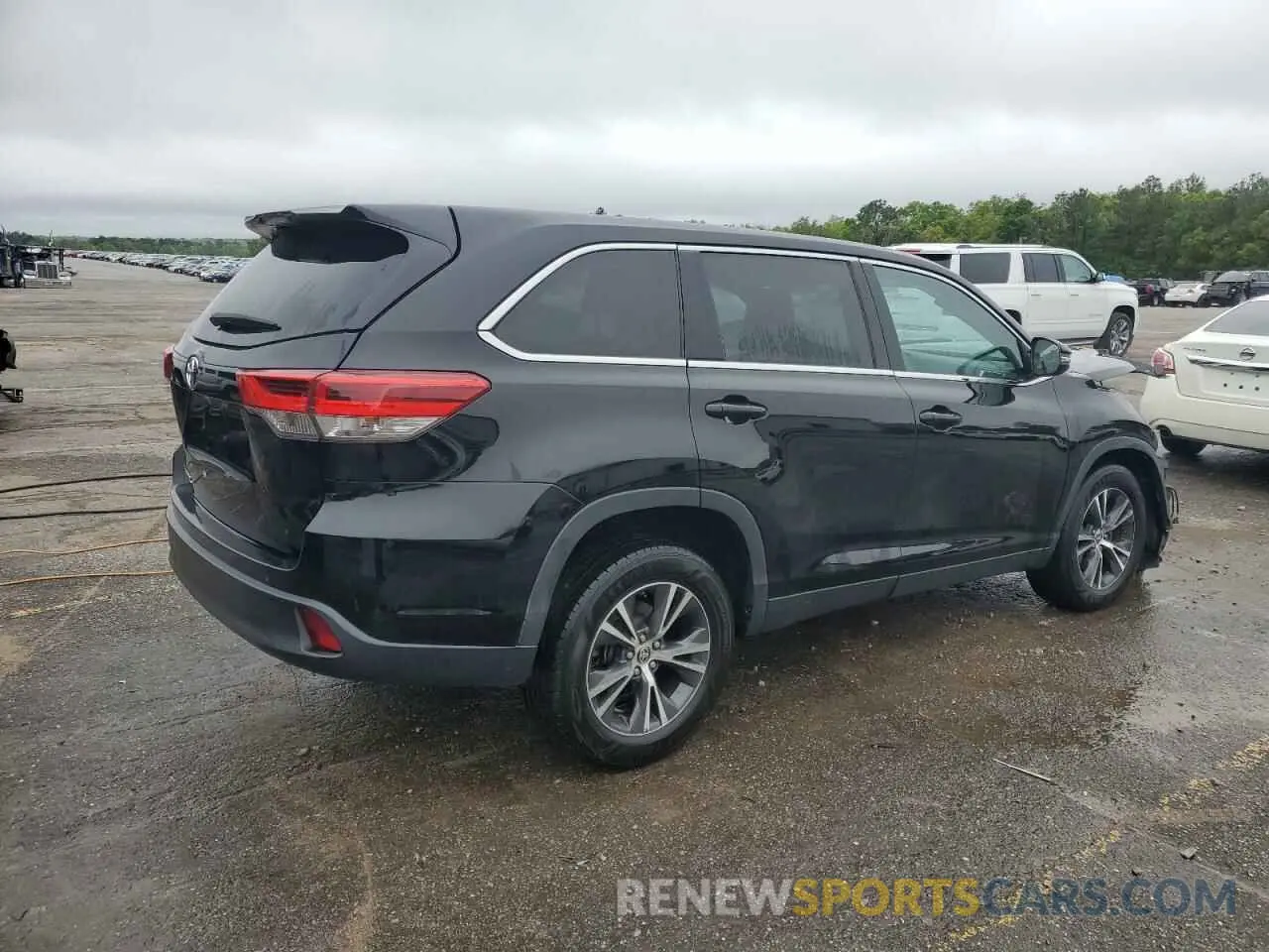 3 Фотография поврежденного автомобиля 5TDZARFH6KS059995 TOYOTA HIGHLANDER 2019