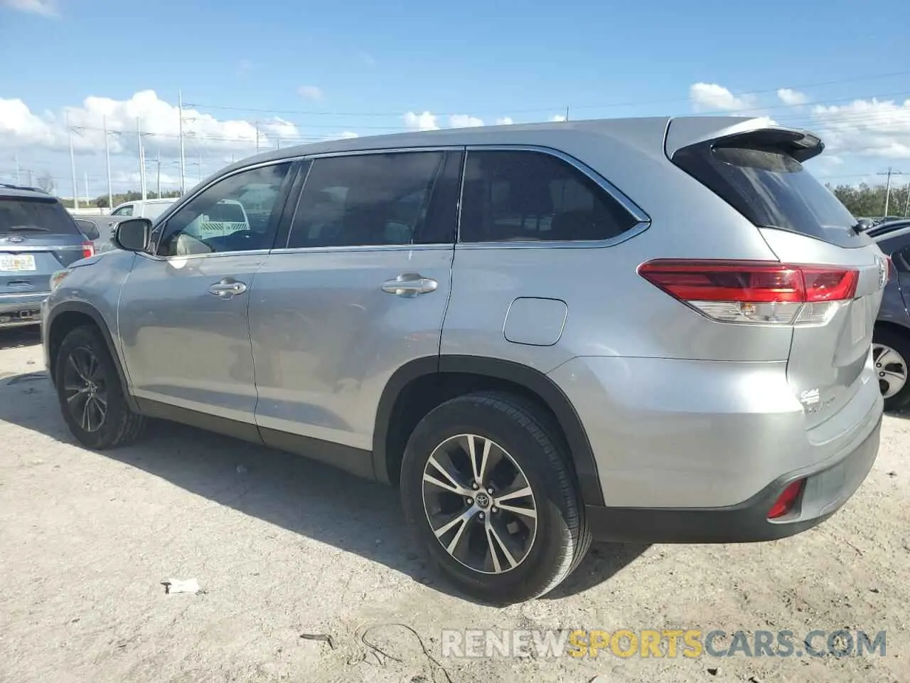 2 Фотография поврежденного автомобиля 5TDZARFH7KS044258 TOYOTA HIGHLANDER 2019