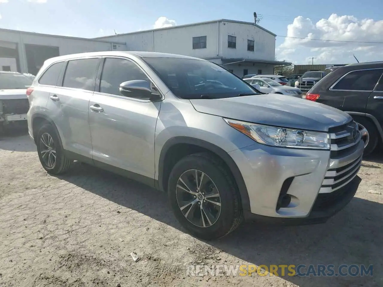 4 Фотография поврежденного автомобиля 5TDZARFH7KS044258 TOYOTA HIGHLANDER 2019