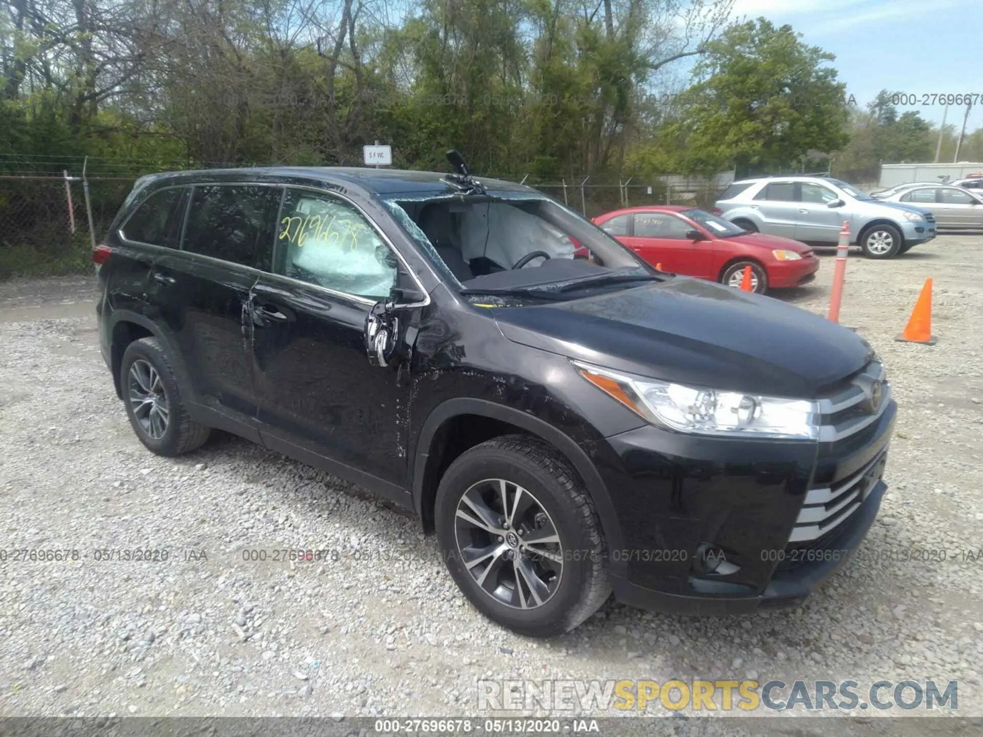 1 Photograph of a damaged car 5TDZARFH7KS047435 TOYOTA HIGHLANDER 2019