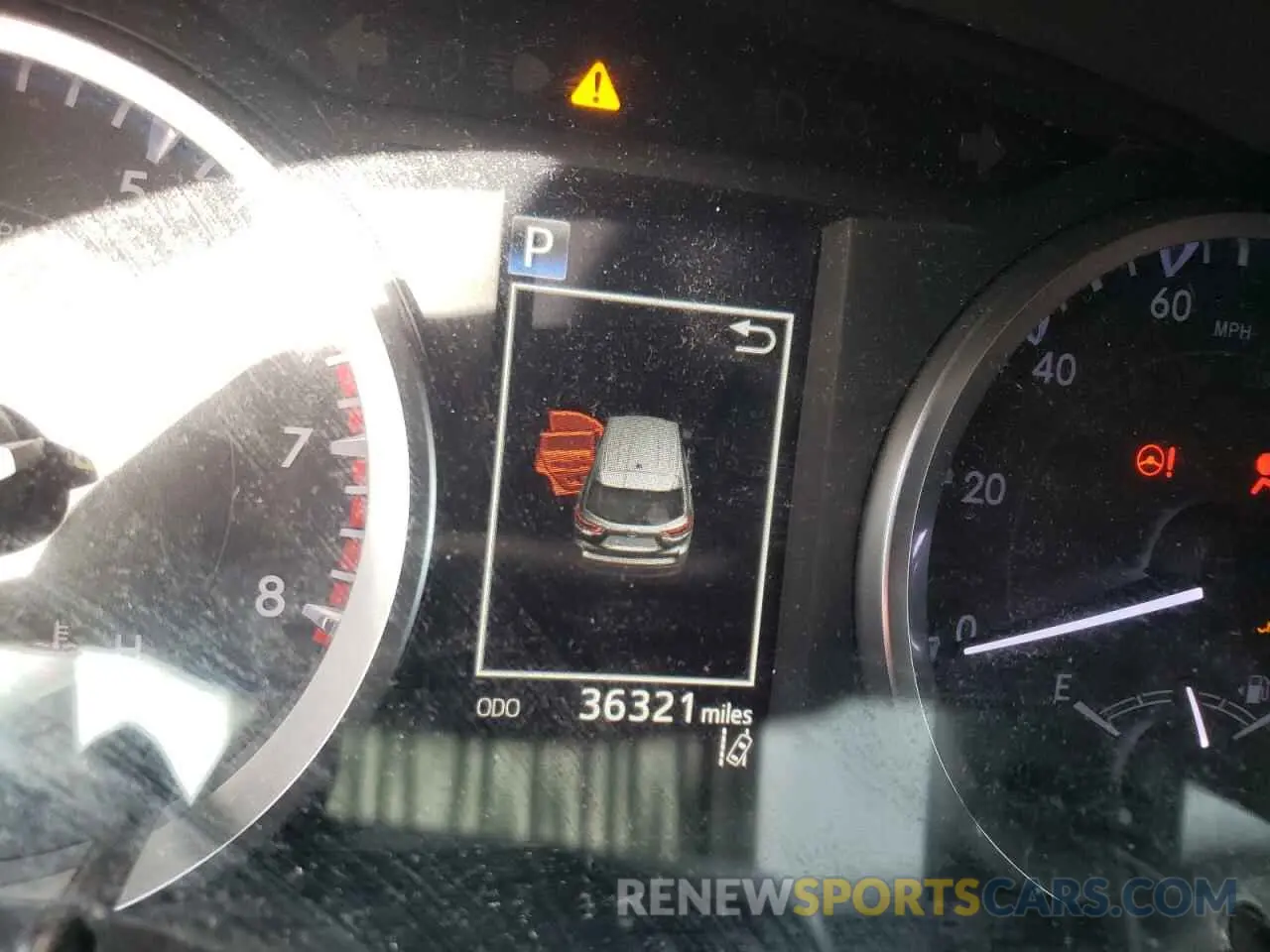 8 Photograph of a damaged car 5TDZARFH7KS049461 TOYOTA HIGHLANDER 2019