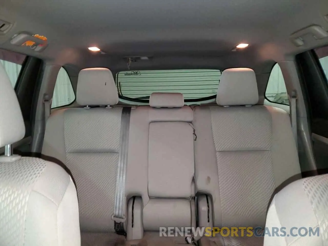 10 Фотография поврежденного автомобиля 5TDZARFH9KS056444 TOYOTA HIGHLANDER 2019