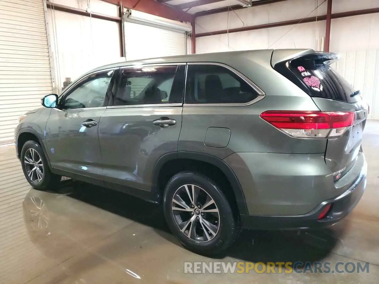 2 Фотография поврежденного автомобиля 5TDZARFH9KS056444 TOYOTA HIGHLANDER 2019