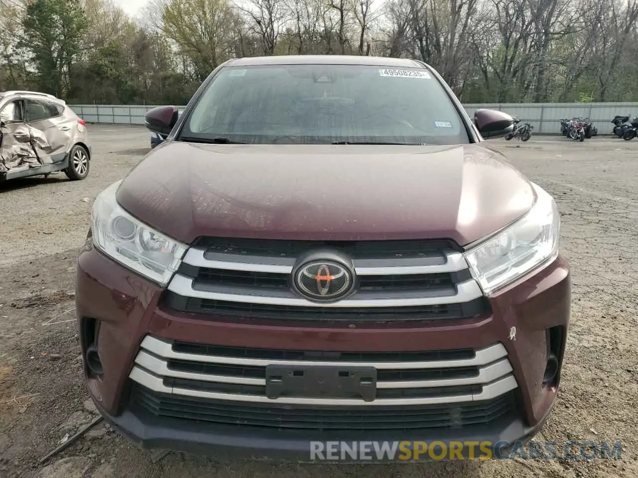5 Photograph of a damaged car 5TDZZRFH0KS299133 TOYOTA HIGHLANDER 2019