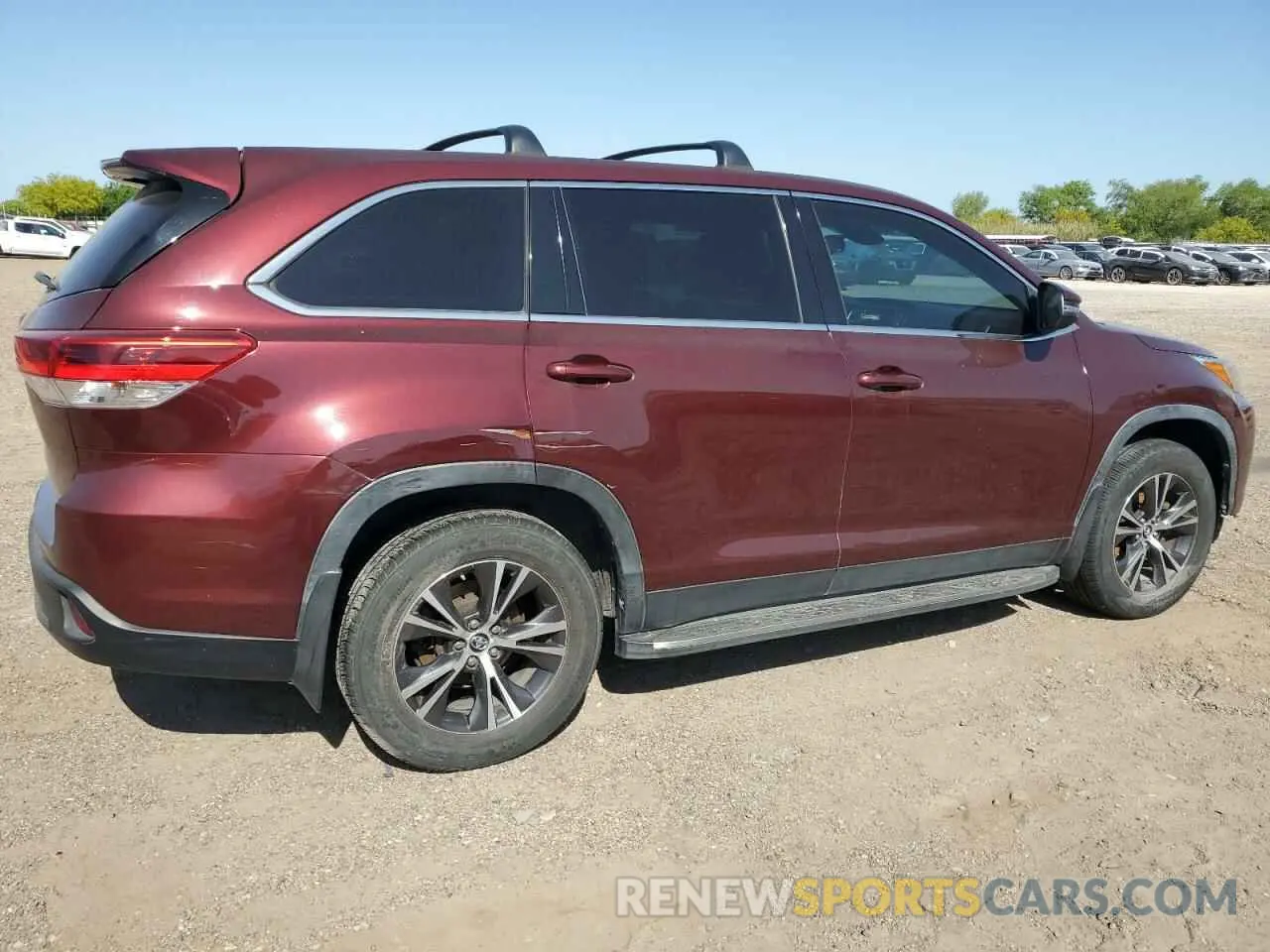 3 Фотография поврежденного автомобиля 5TDZZRFH0KS327965 TOYOTA HIGHLANDER 2019