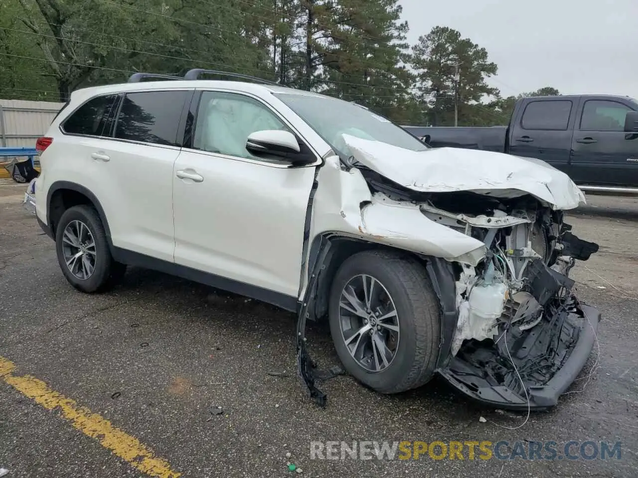 4 Фотография поврежденного автомобиля 5TDZZRFH0KS328307 TOYOTA HIGHLANDER 2019