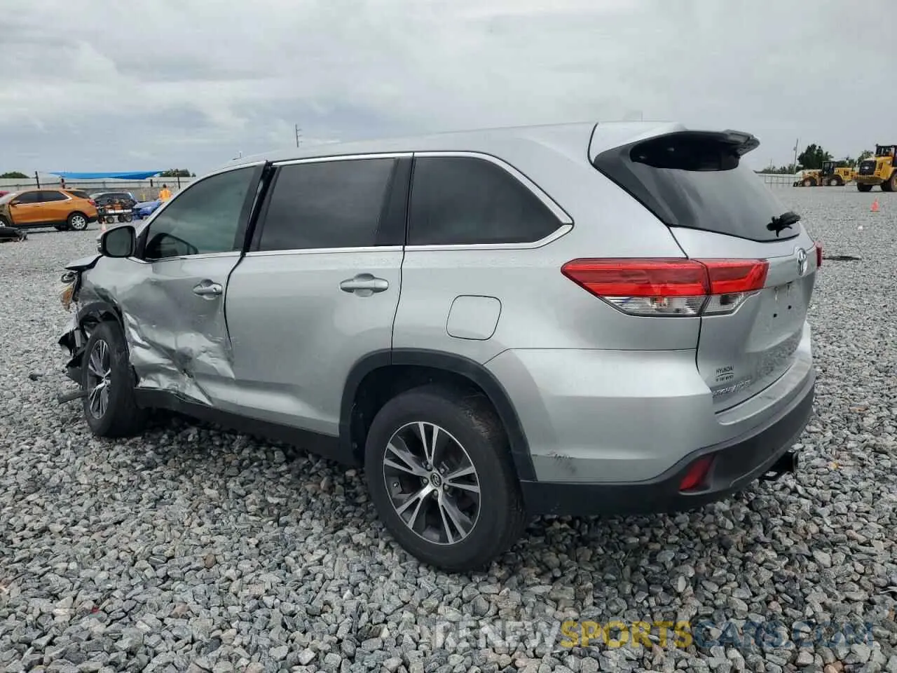 2 Фотография поврежденного автомобиля 5TDZZRFH0KS361419 TOYOTA HIGHLANDER 2019