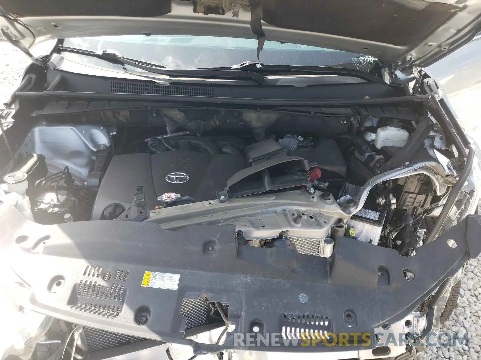 7 Photograph of a damaged car 5TDZZRFH1KS362790 TOYOTA HIGHLANDER 2019