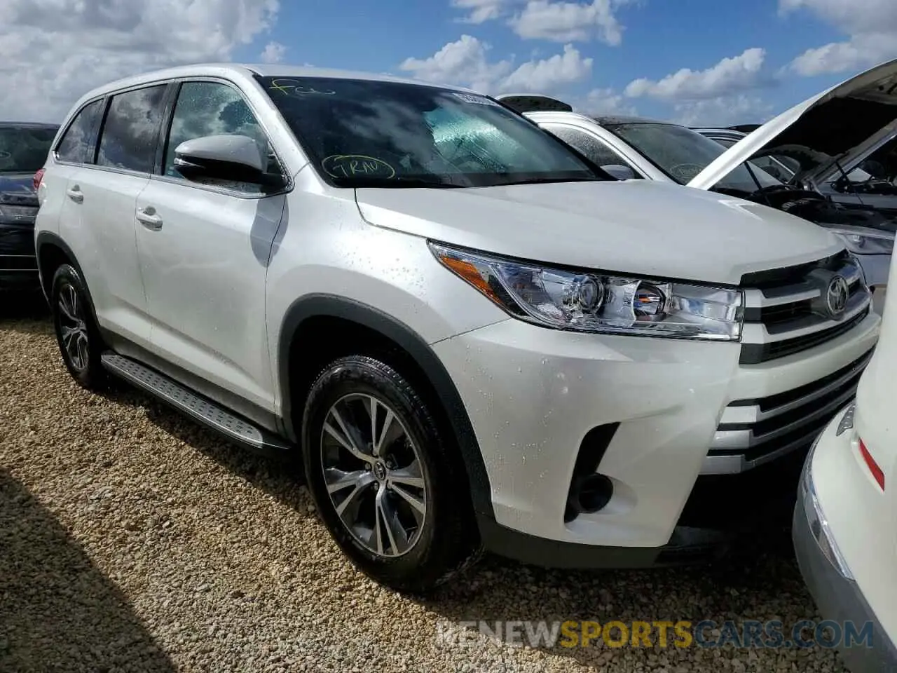 1 Фотография поврежденного автомобиля 5TDZZRFH2KS302291 TOYOTA HIGHLANDER 2019