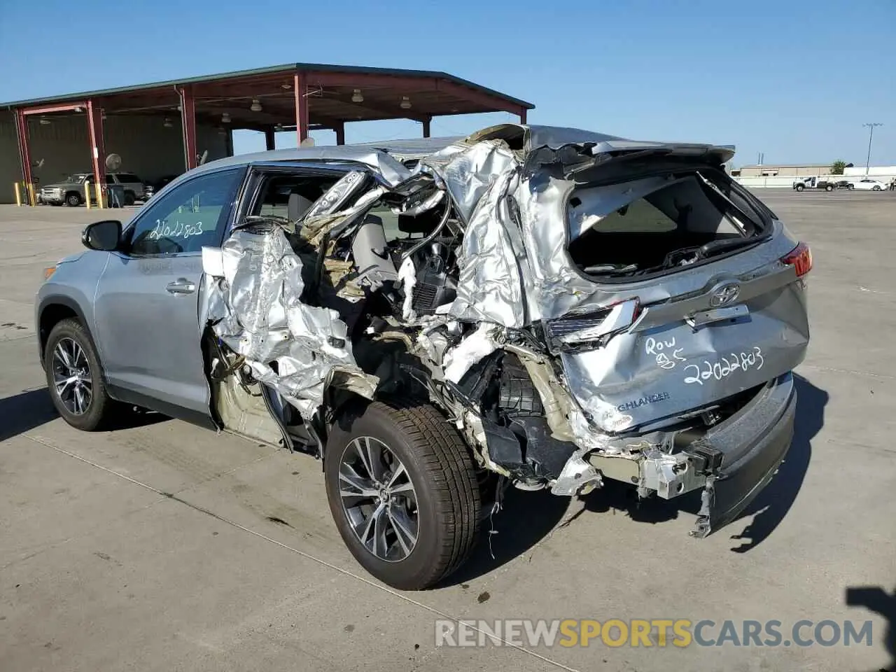 3 Фотография поврежденного автомобиля 5TDZZRFH2KS320340 TOYOTA HIGHLANDER 2019