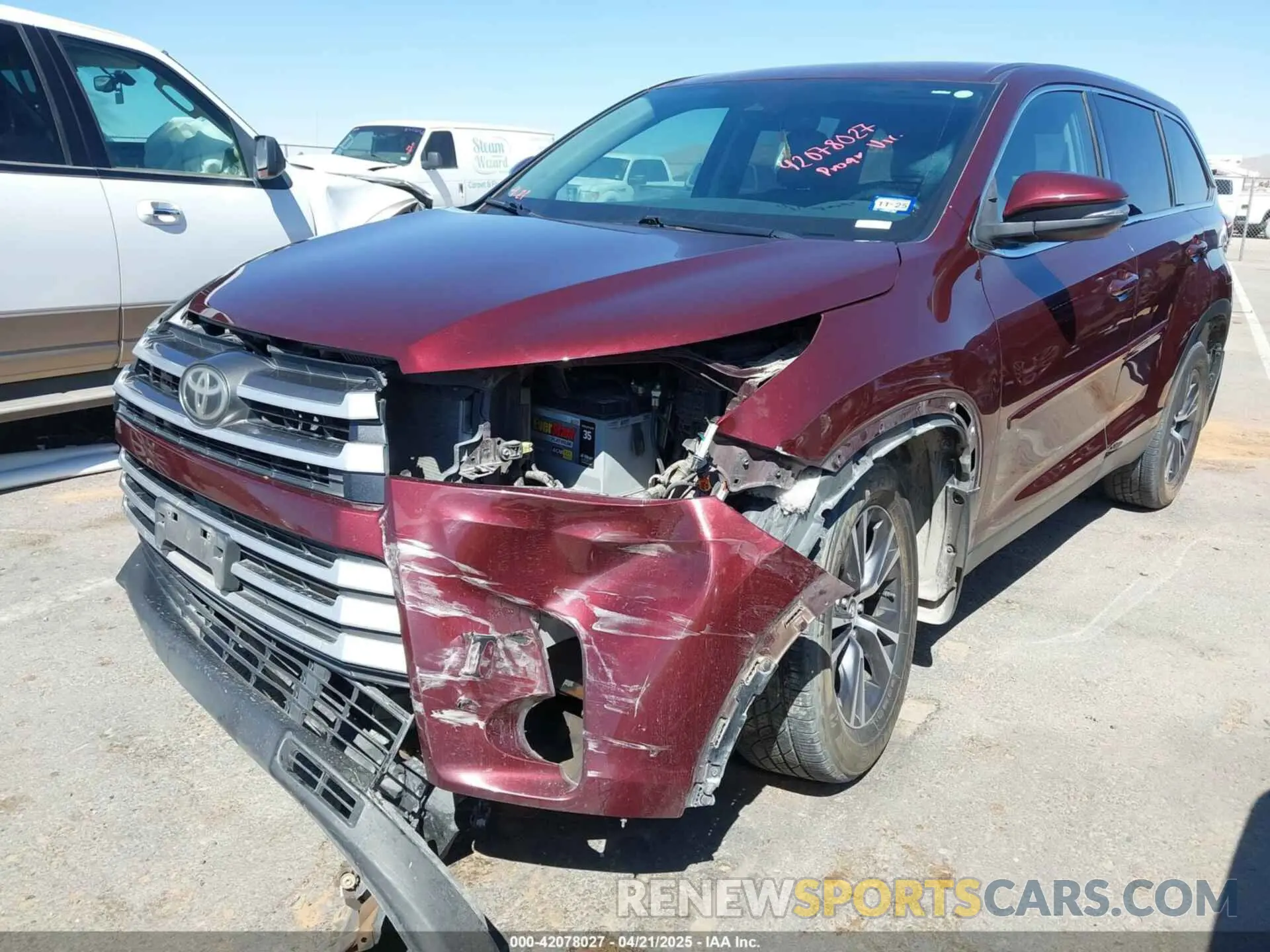6 Photograph of a damaged car 5TDZZRFH2KS336361 TOYOTA HIGHLANDER 2019