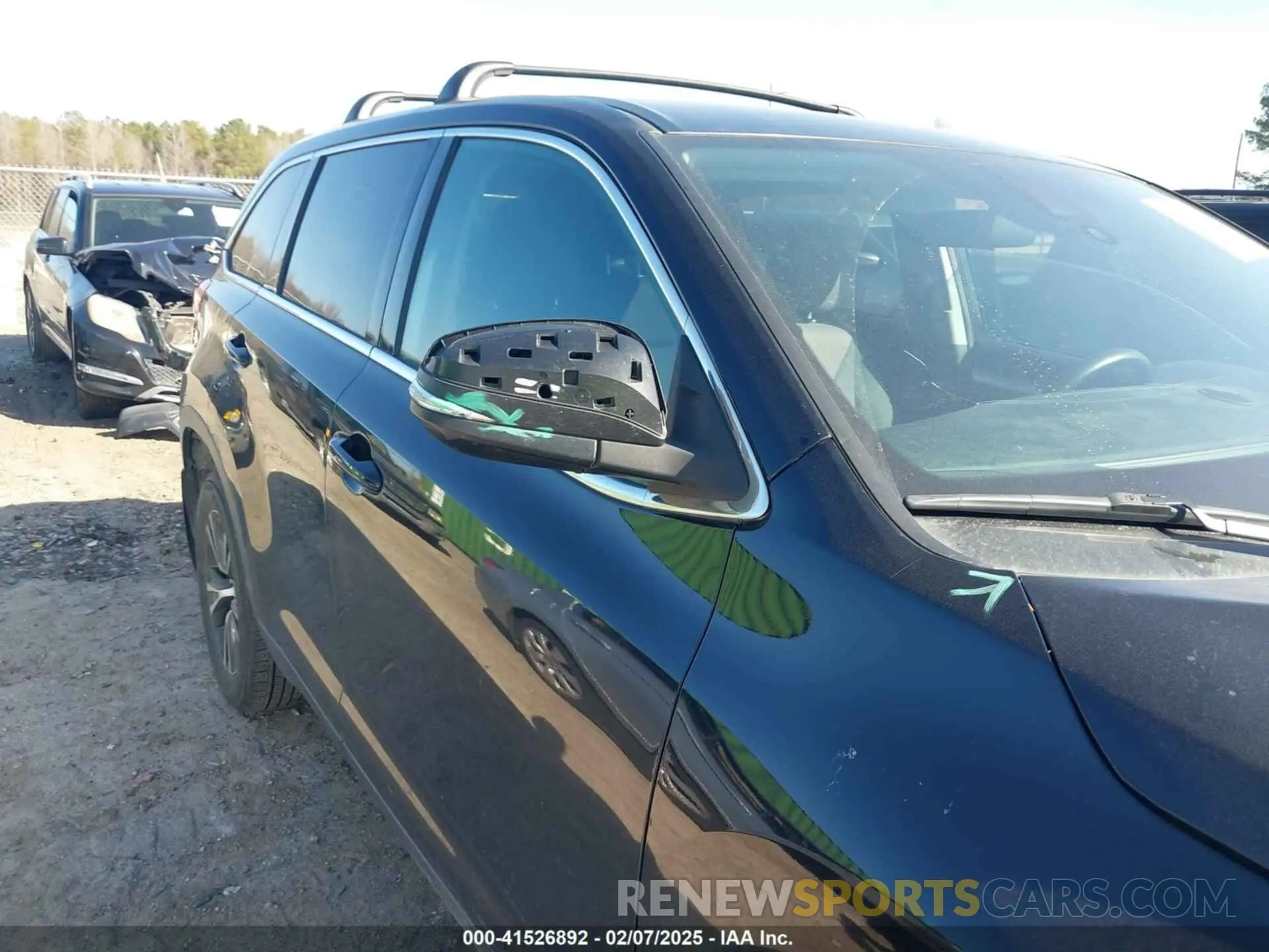 18 Фотография поврежденного автомобиля 5TDZZRFH3KS295920 TOYOTA HIGHLANDER 2019