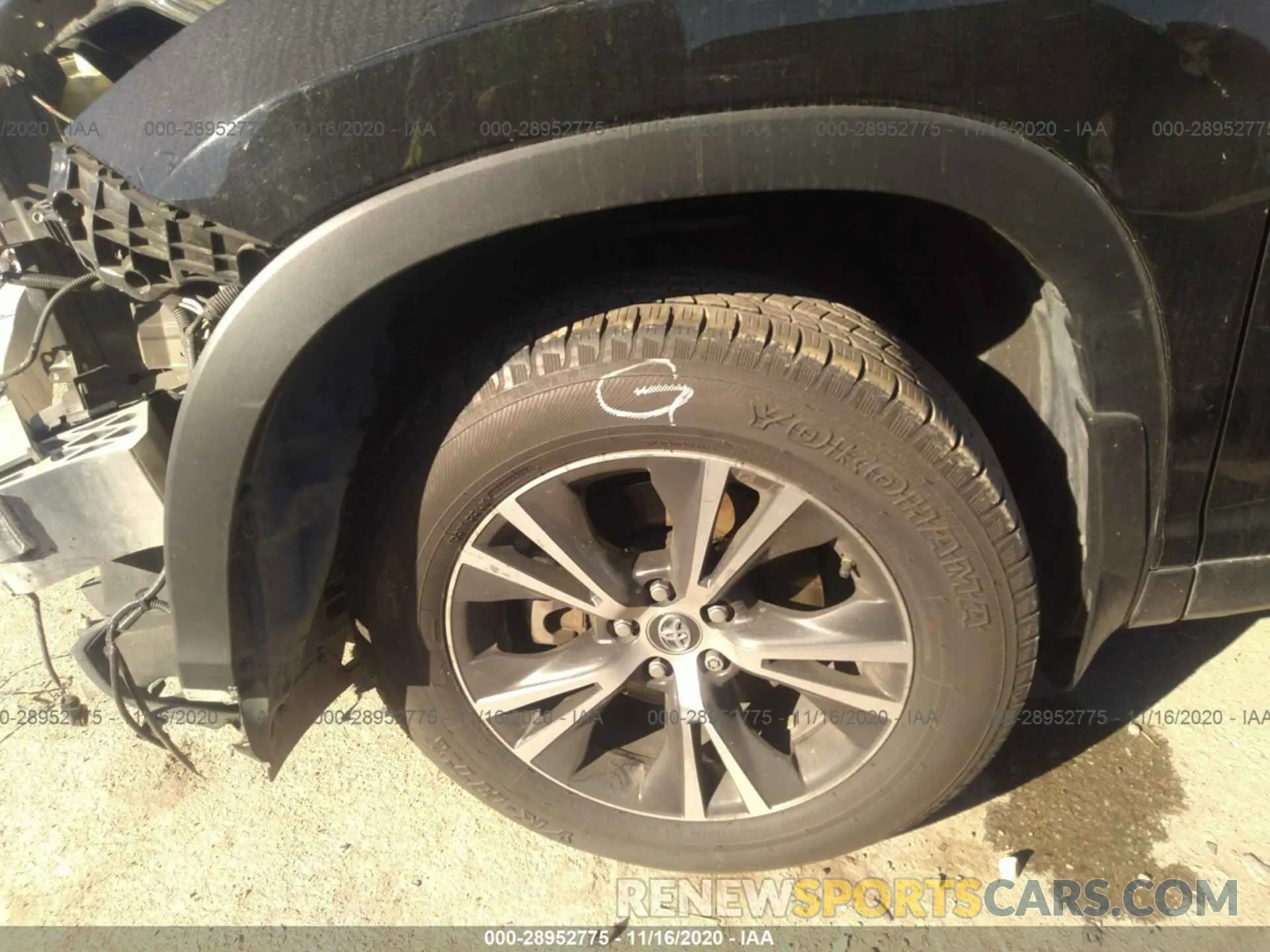 12 Фотография поврежденного автомобиля 5TDZZRFH3KS297358 TOYOTA HIGHLANDER 2019