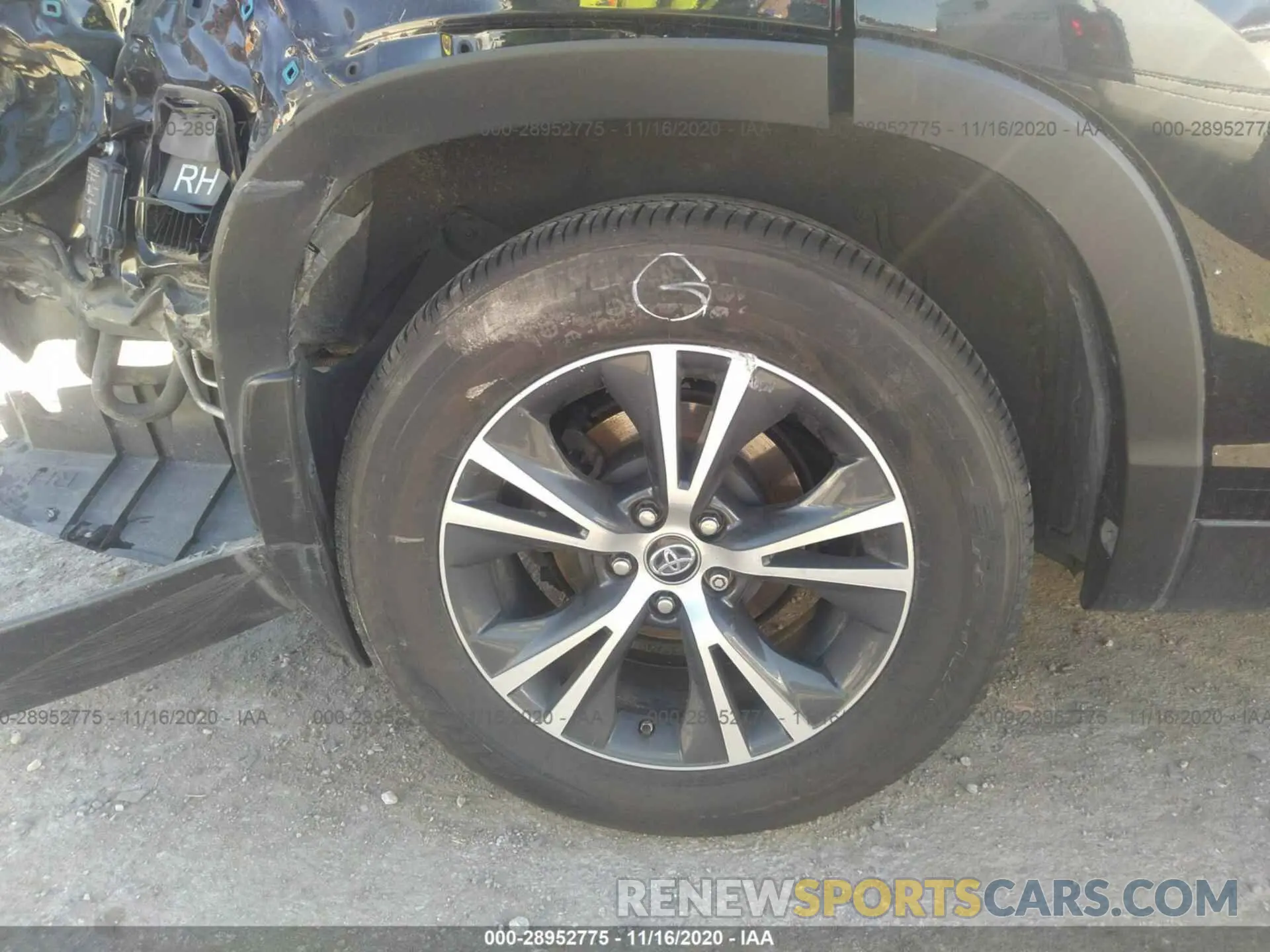 15 Фотография поврежденного автомобиля 5TDZZRFH3KS297358 TOYOTA HIGHLANDER 2019
