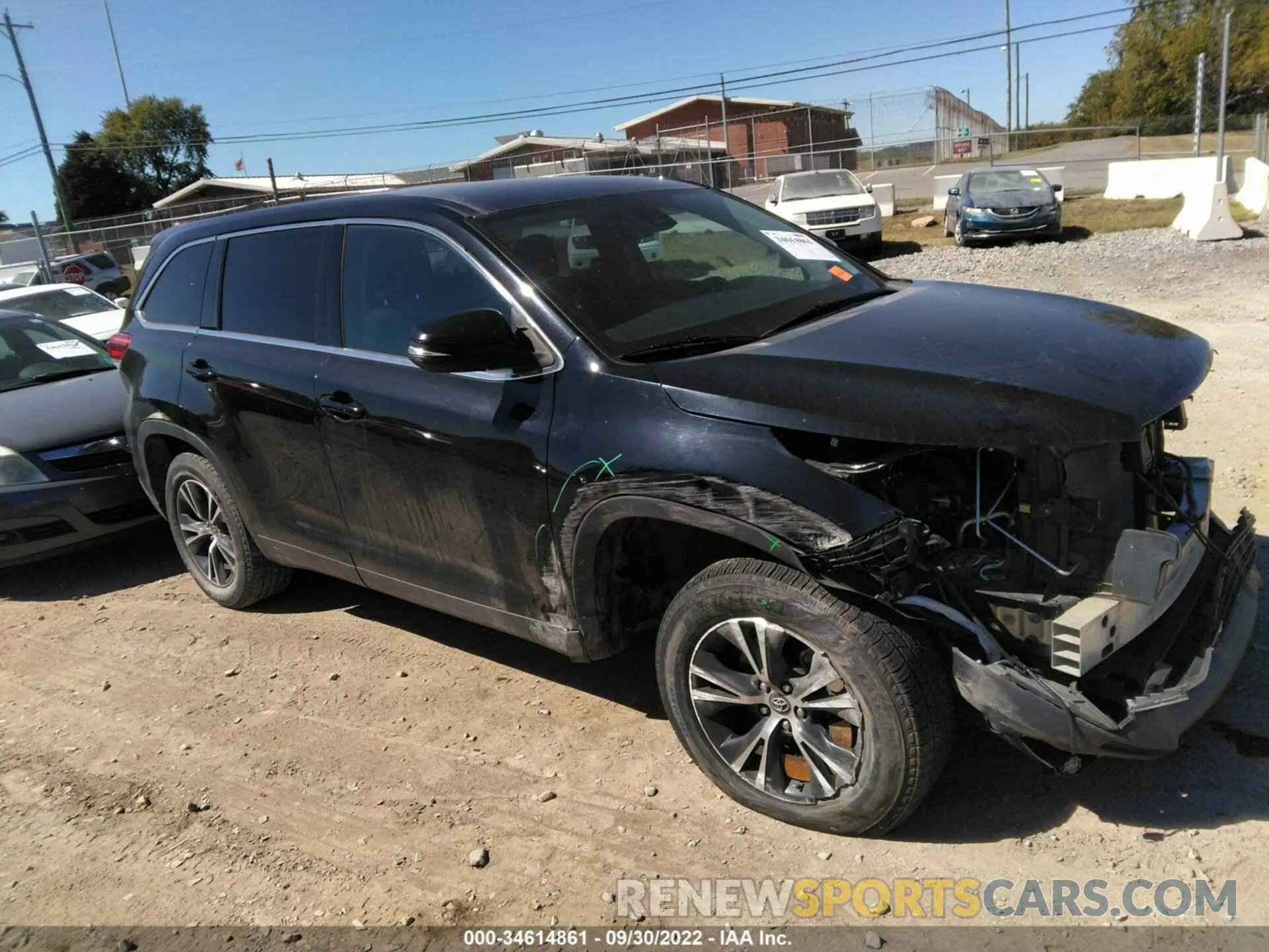 1 Photograph of a damaged car 5TDZZRFH4KS319450 TOYOTA HIGHLANDER 2019