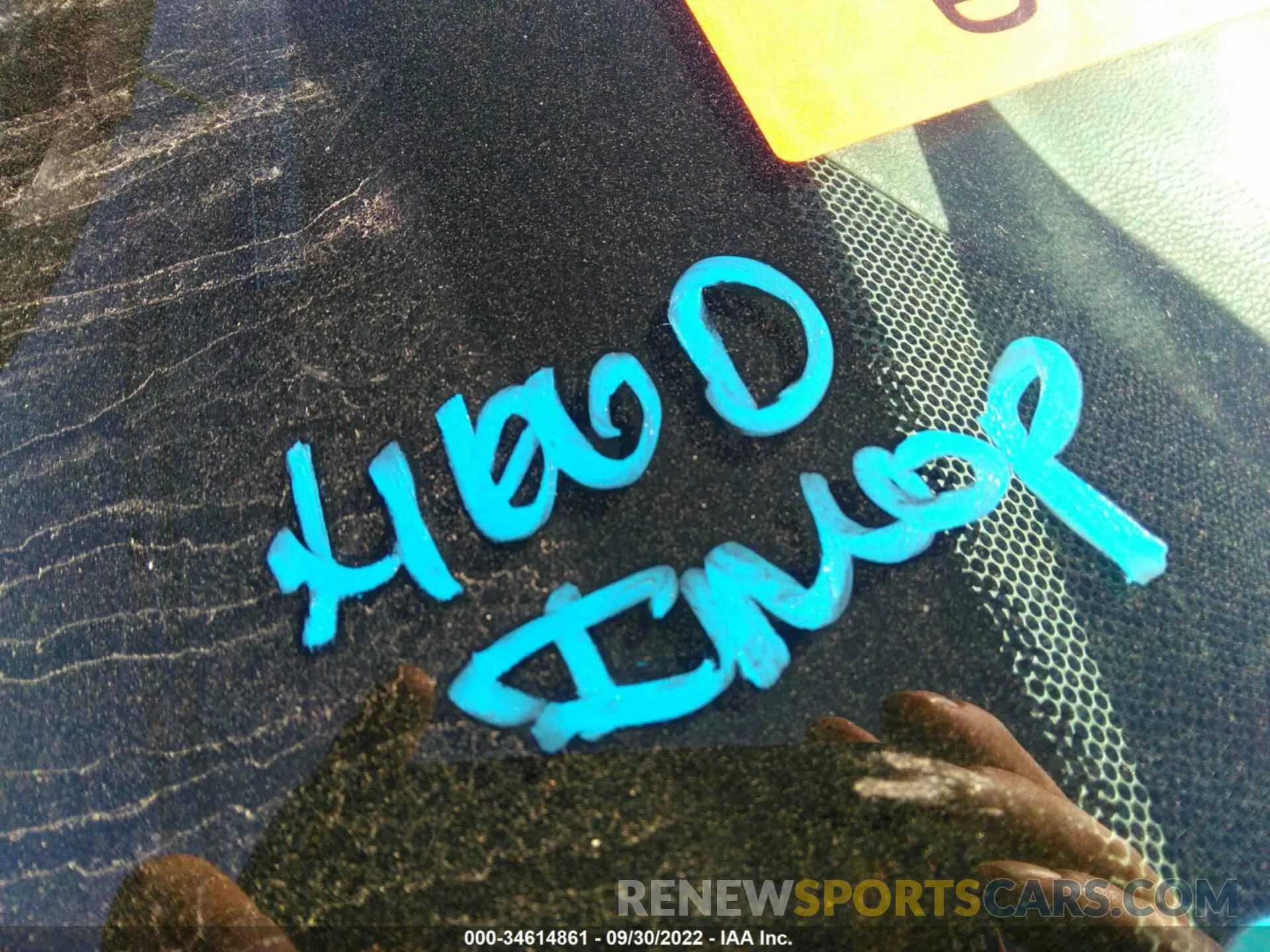 10 Photograph of a damaged car 5TDZZRFH4KS319450 TOYOTA HIGHLANDER 2019