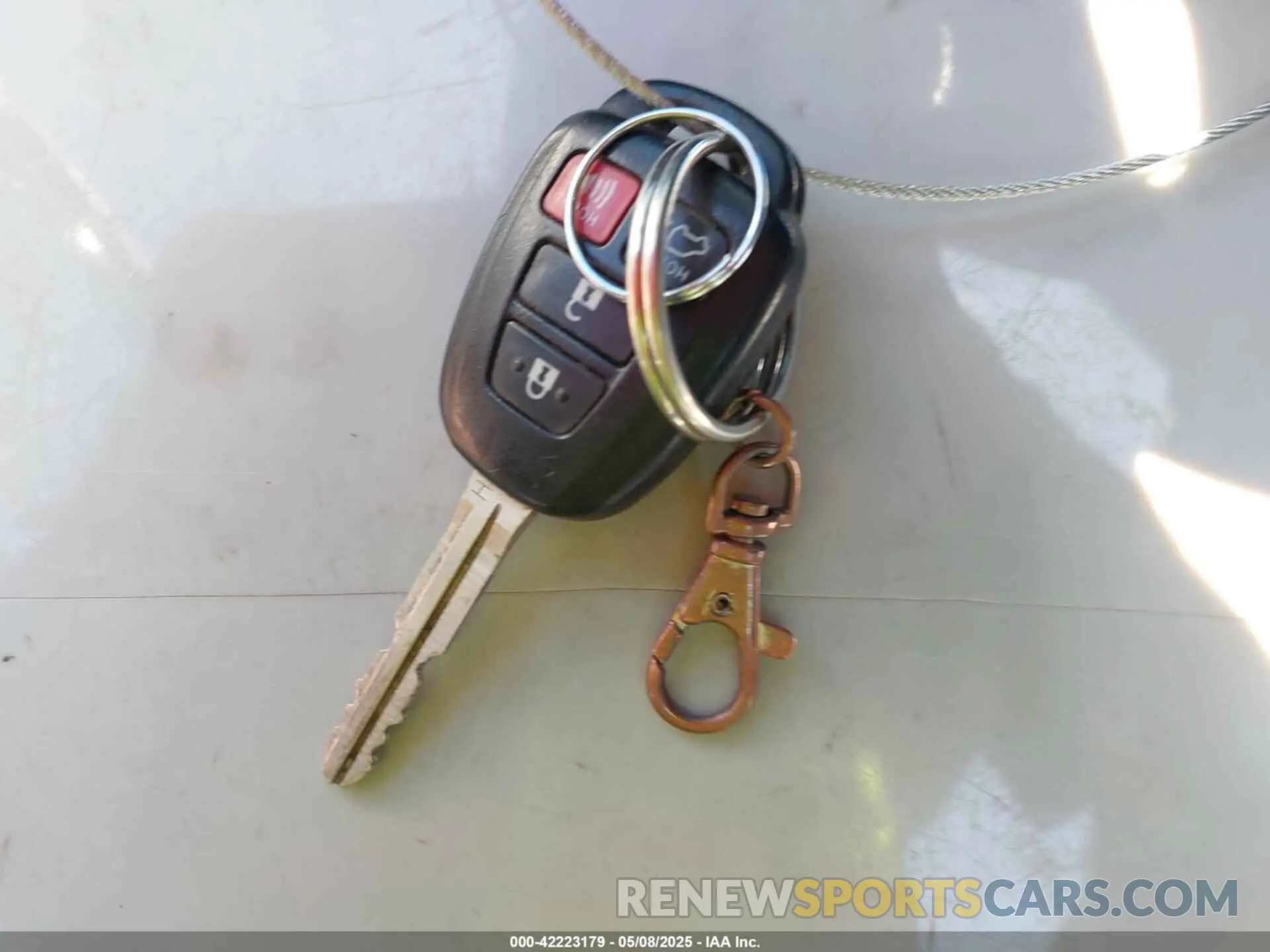 11 Фотография поврежденного автомобиля 5TDZZRFH4KS335955 TOYOTA HIGHLANDER 2019