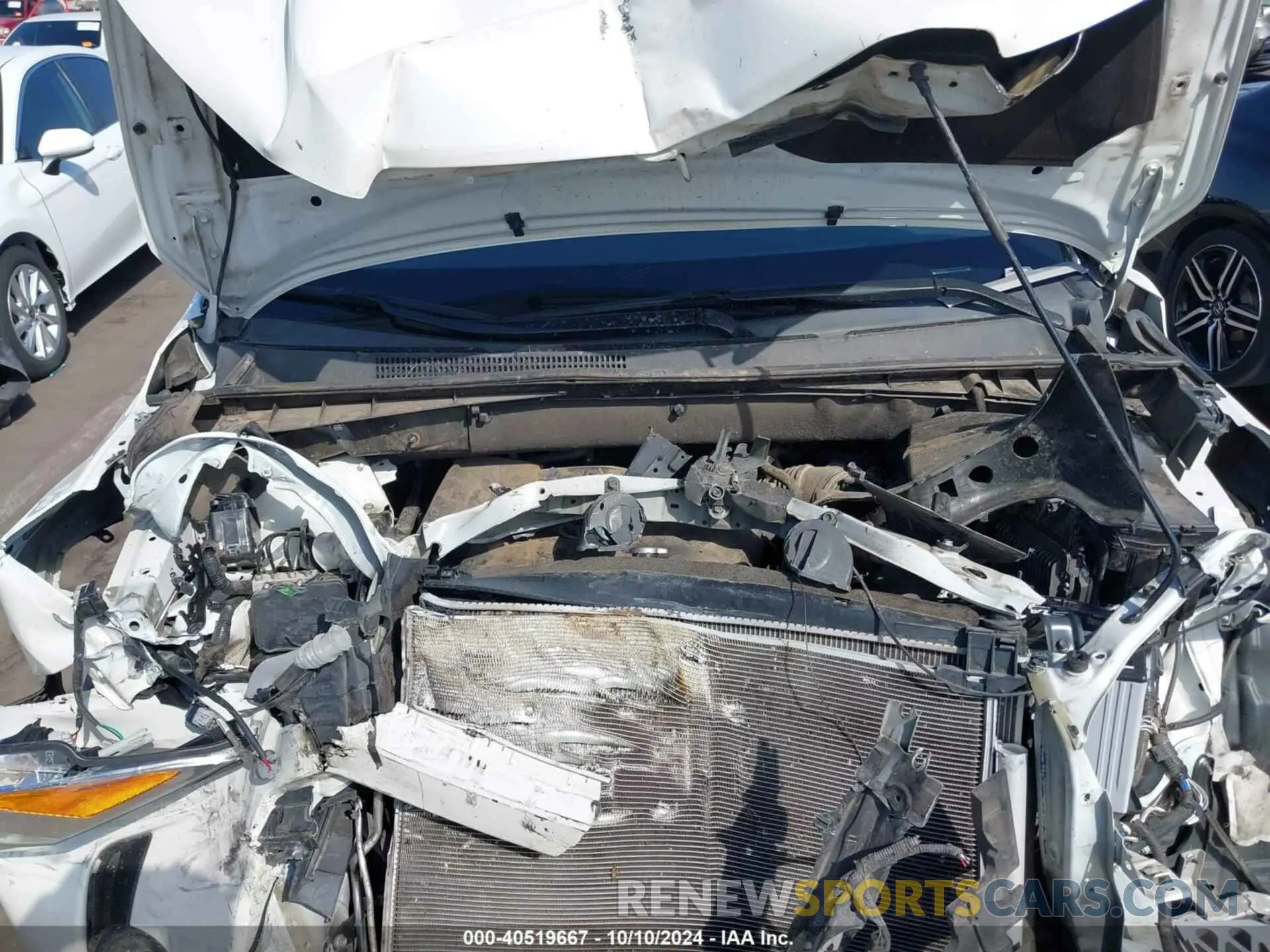 10 Фотография поврежденного автомобиля 5TDZZRFH4KS366848 TOYOTA HIGHLANDER 2019