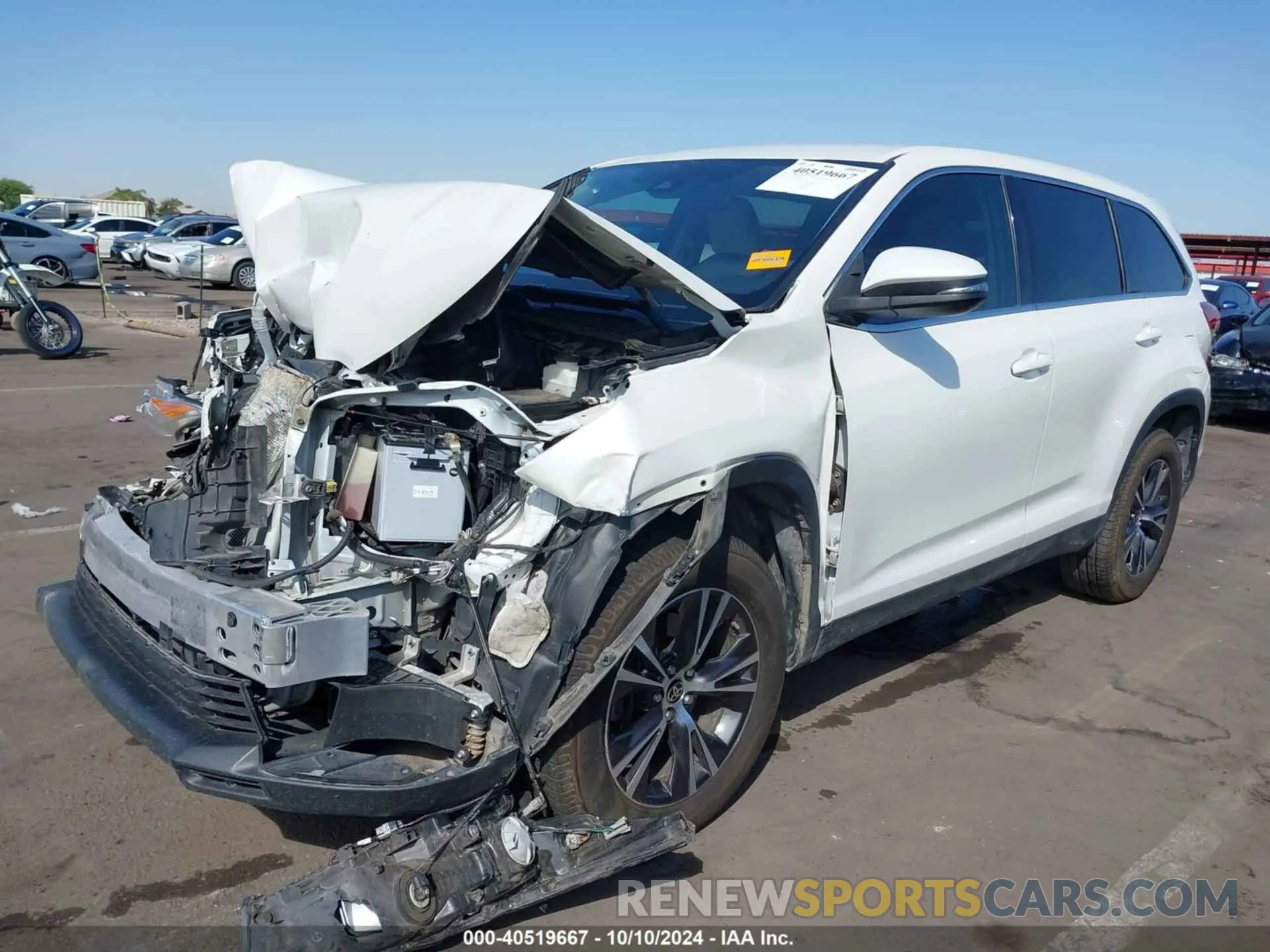 2 Фотография поврежденного автомобиля 5TDZZRFH4KS366848 TOYOTA HIGHLANDER 2019