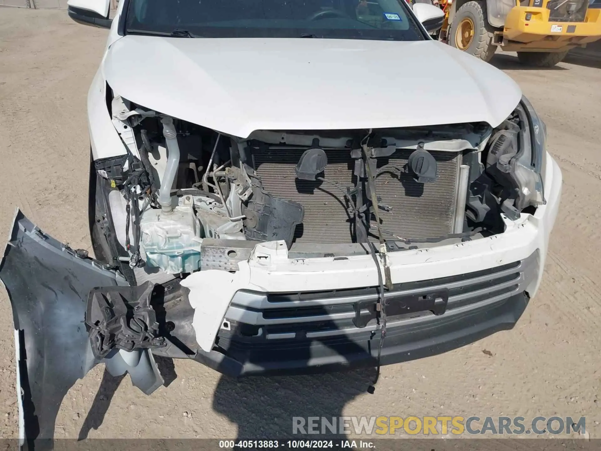 6 Photograph of a damaged car 5TDZZRFH5KS289553 TOYOTA HIGHLANDER 2019