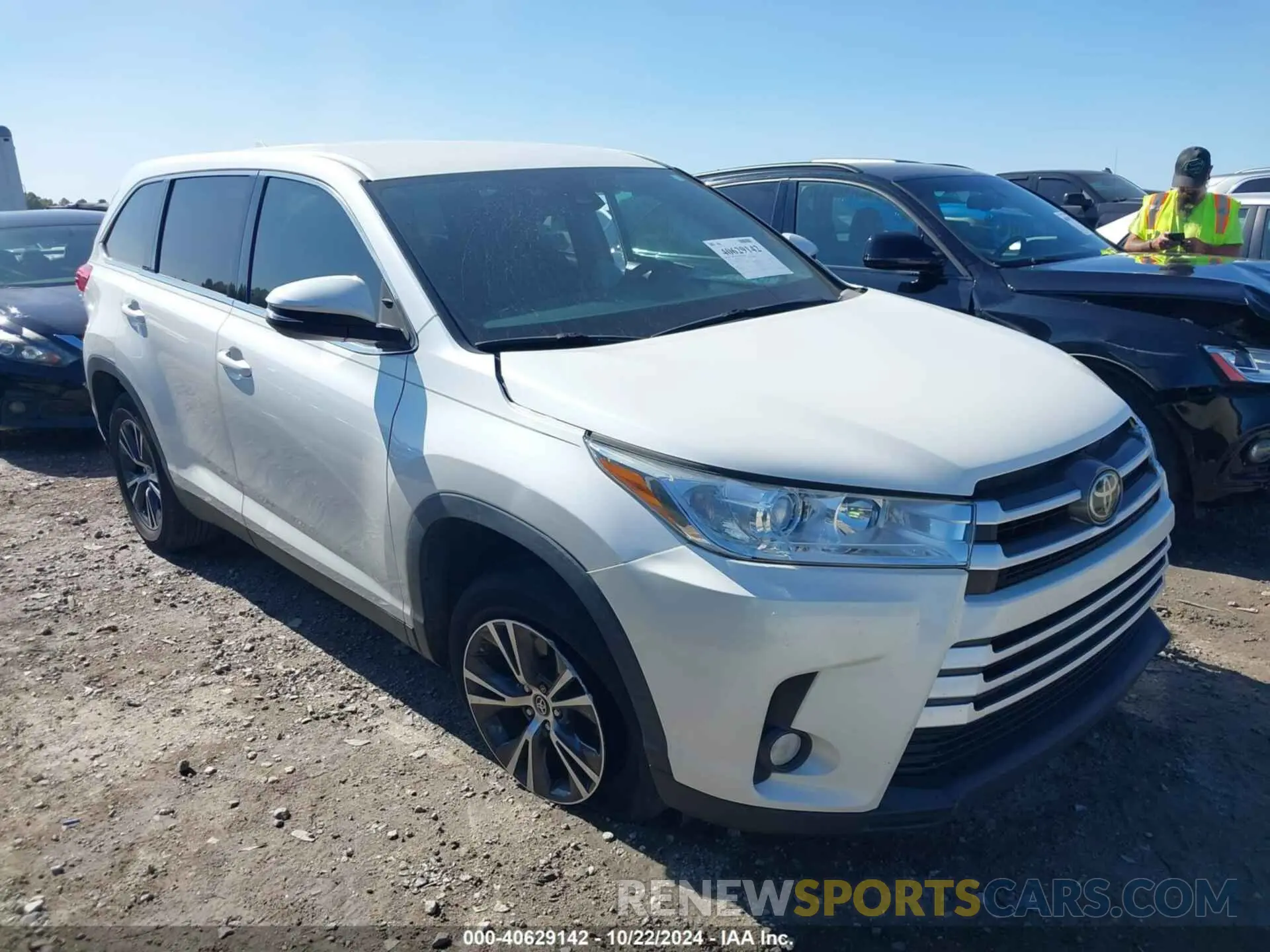 1 Фотография поврежденного автомобиля 5TDZZRFH5KS316122 TOYOTA HIGHLANDER 2019