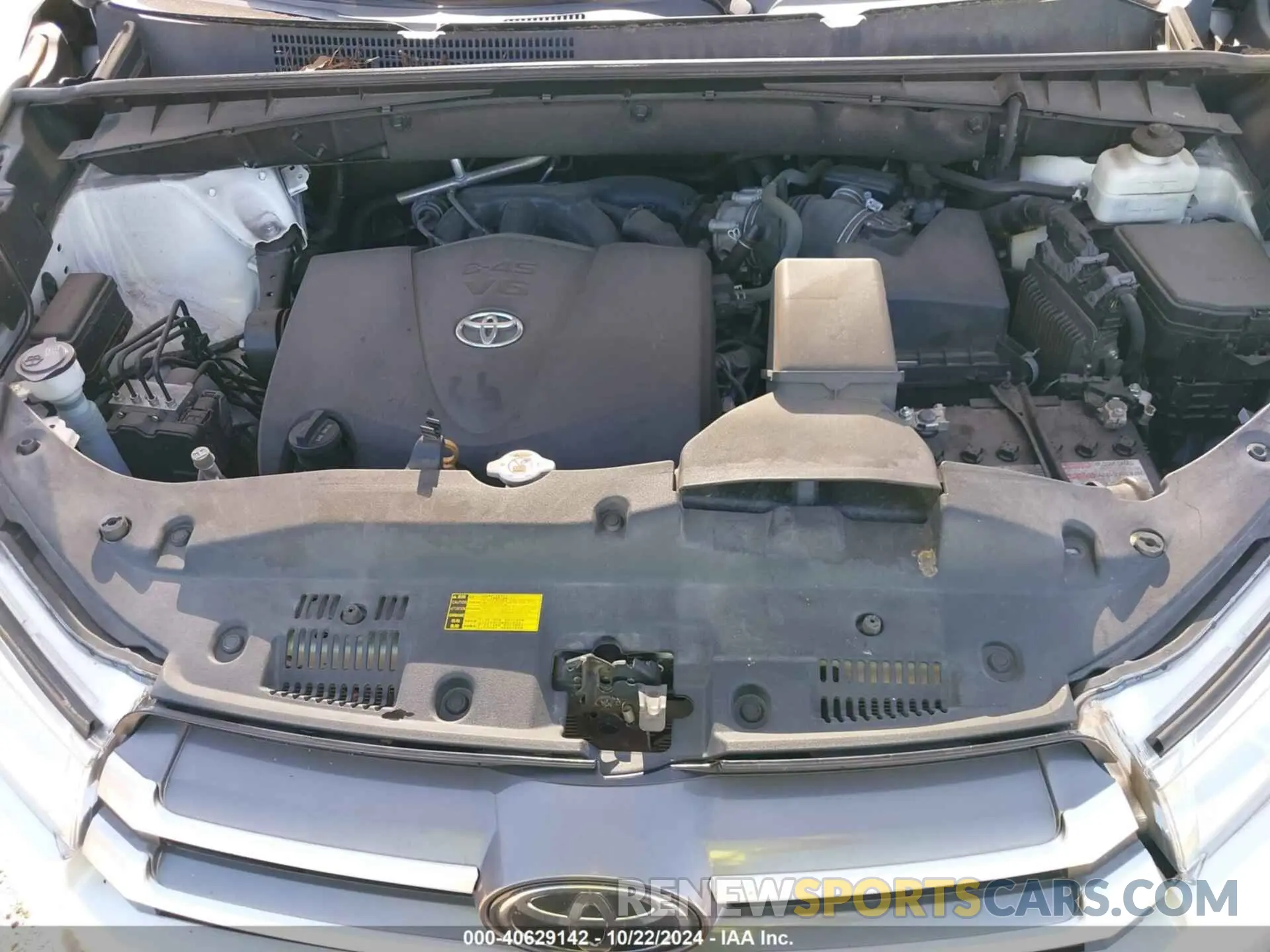 10 Фотография поврежденного автомобиля 5TDZZRFH5KS316122 TOYOTA HIGHLANDER 2019