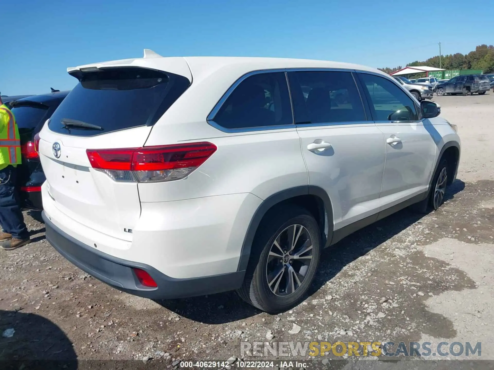 4 Фотография поврежденного автомобиля 5TDZZRFH5KS316122 TOYOTA HIGHLANDER 2019