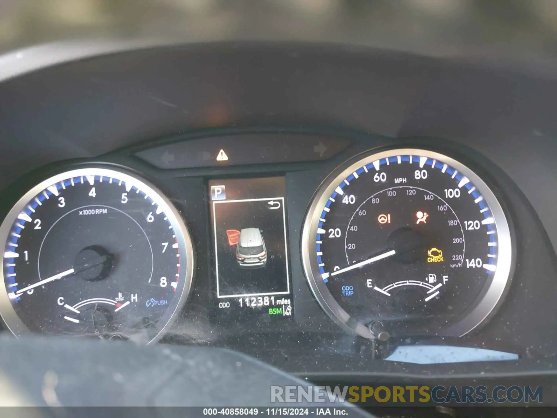 7 Photograph of a damaged car 5TDZZRFH5KS365353 TOYOTA HIGHLANDER 2019