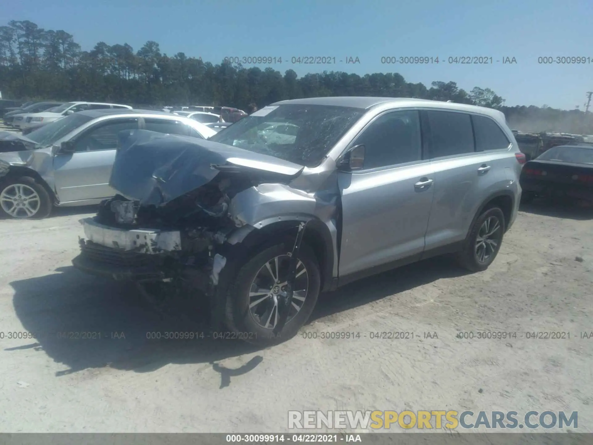 2 Photograph of a damaged car 5TDZZRFH5KS369709 TOYOTA HIGHLANDER 2019