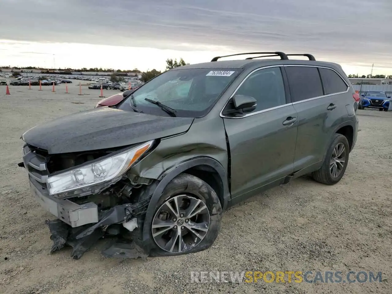 1 Photograph of a damaged car 5TDZZRFH7KS320351 TOYOTA HIGHLANDER 2019